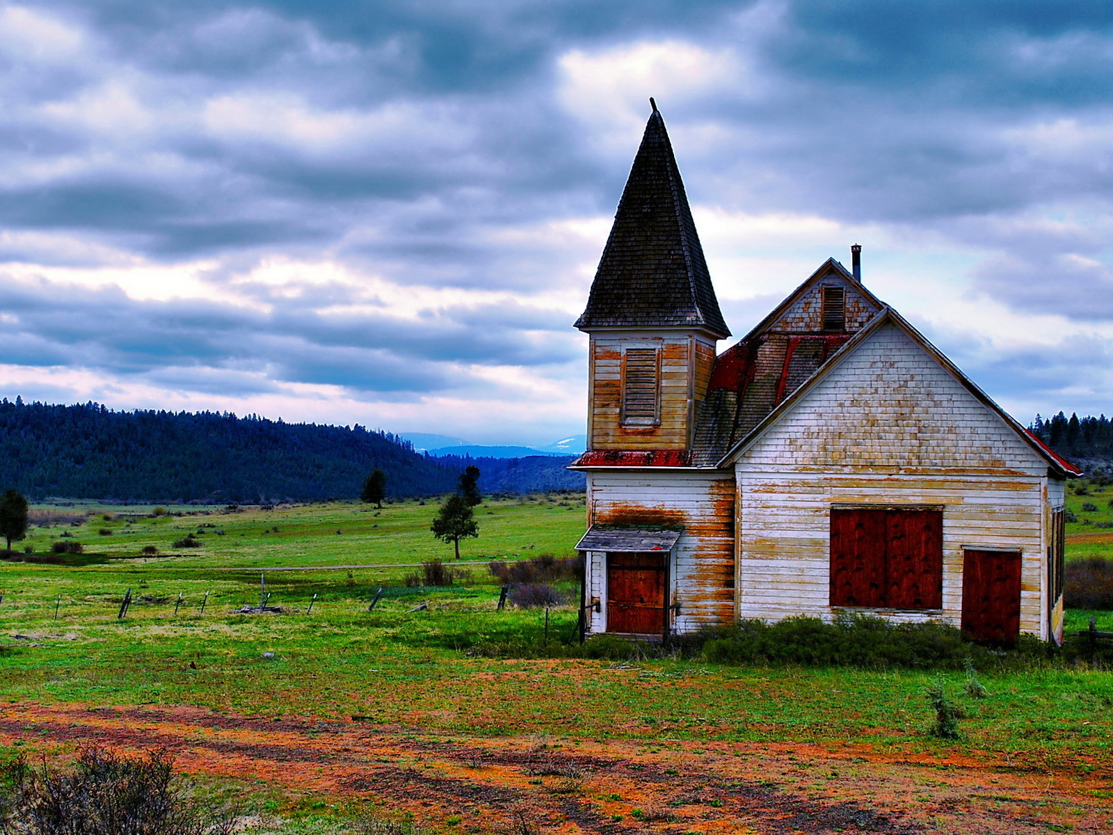 Одинокий домик