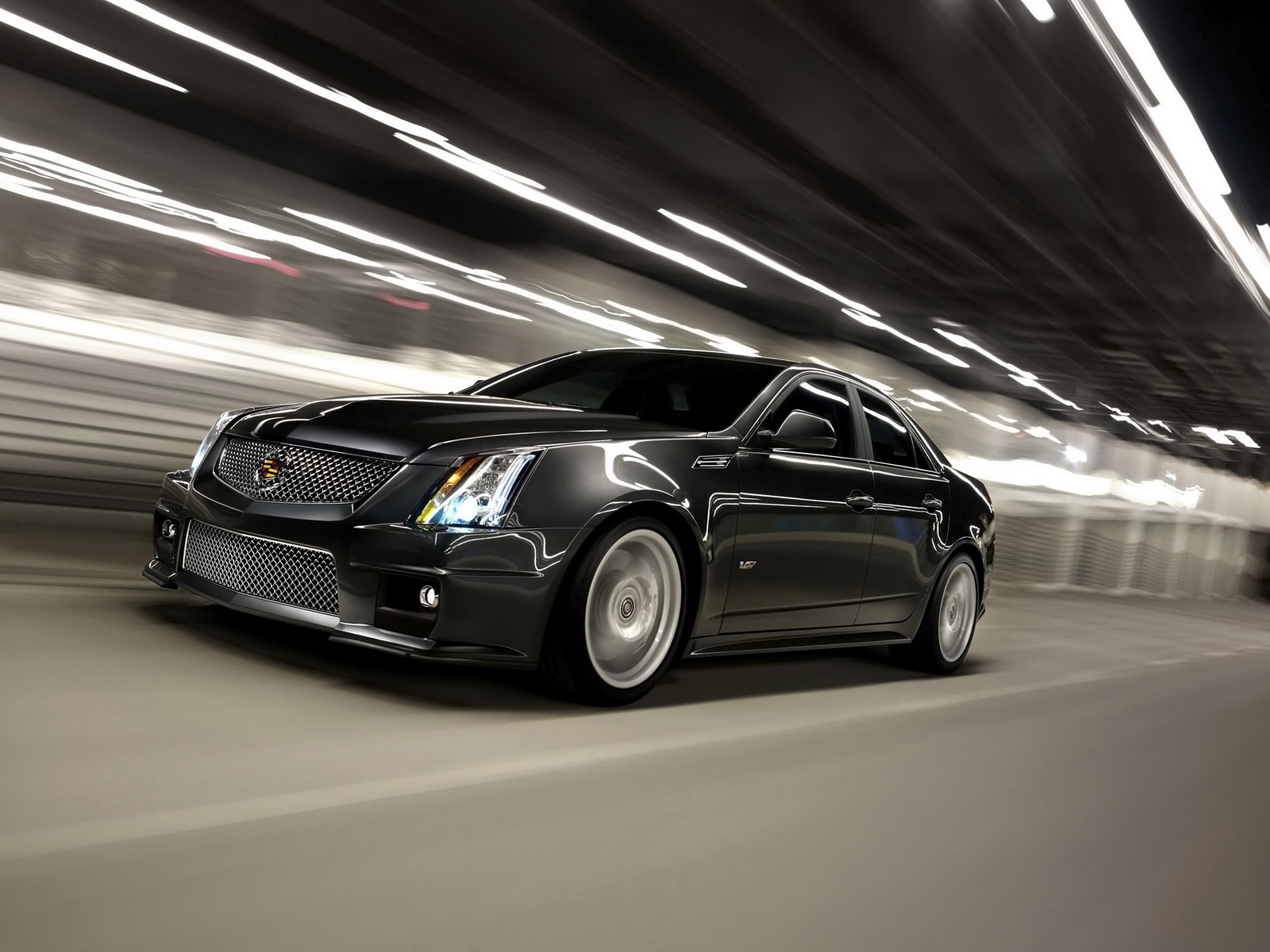 Cadillac-CTS-V-Sport-Sedan
