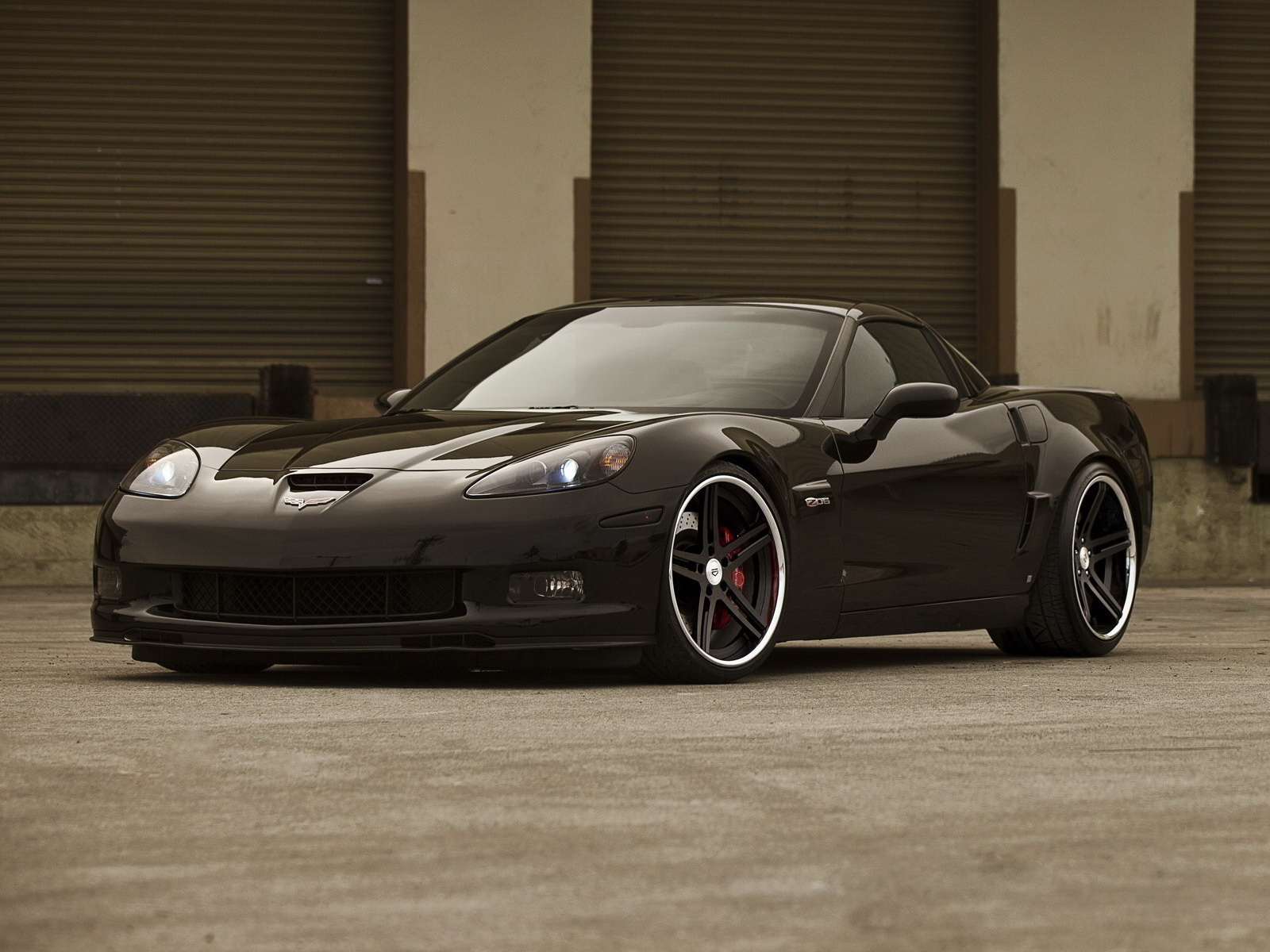 Chevrolet-Corvette Black