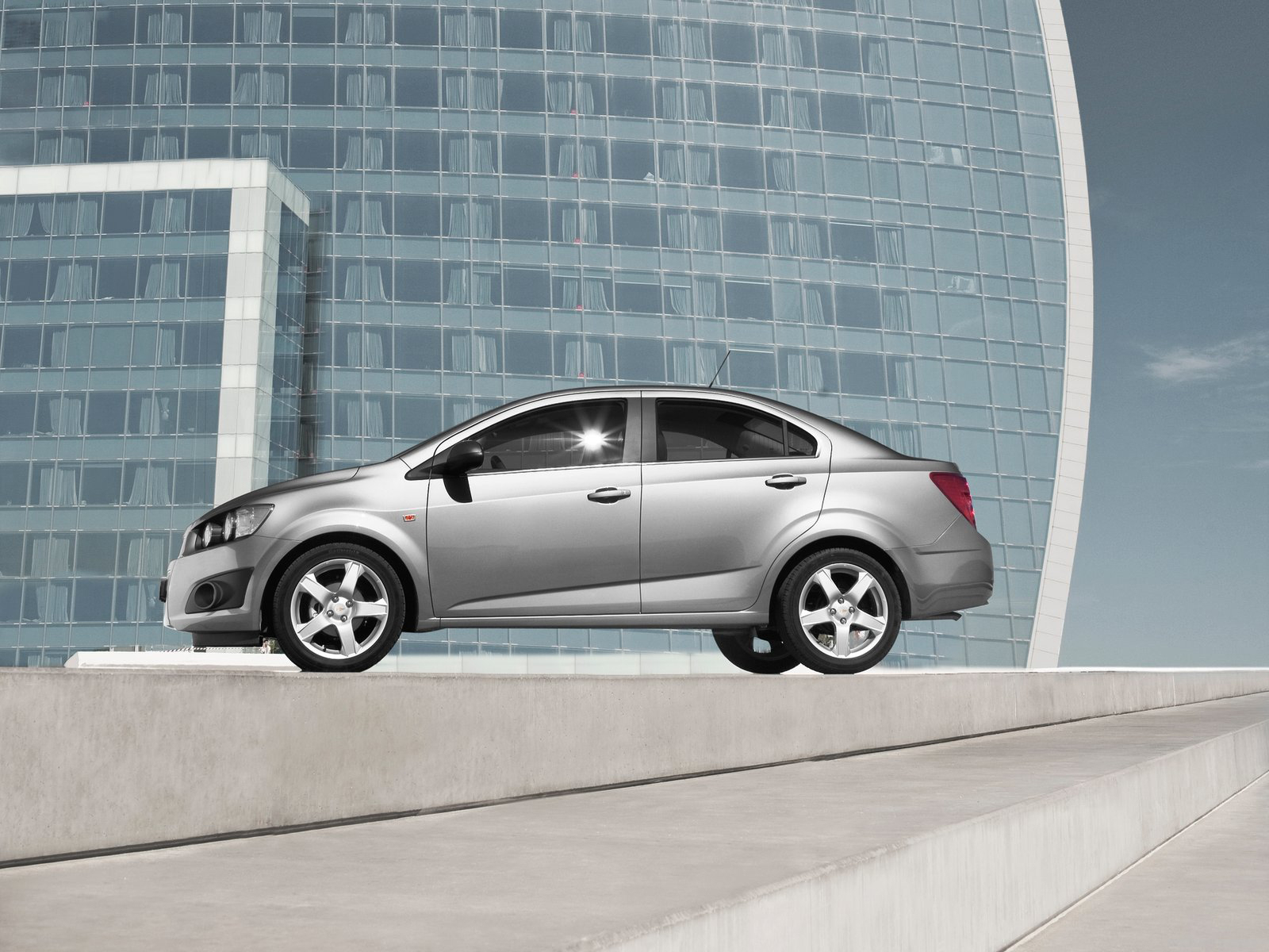 Chevrolet-Aveo Sedan 2012