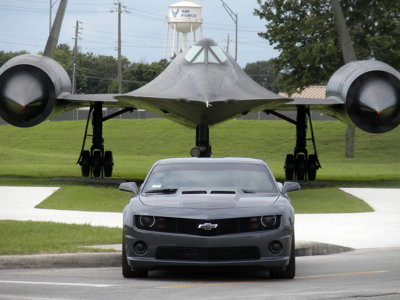 Chevrolet-Camaro Black