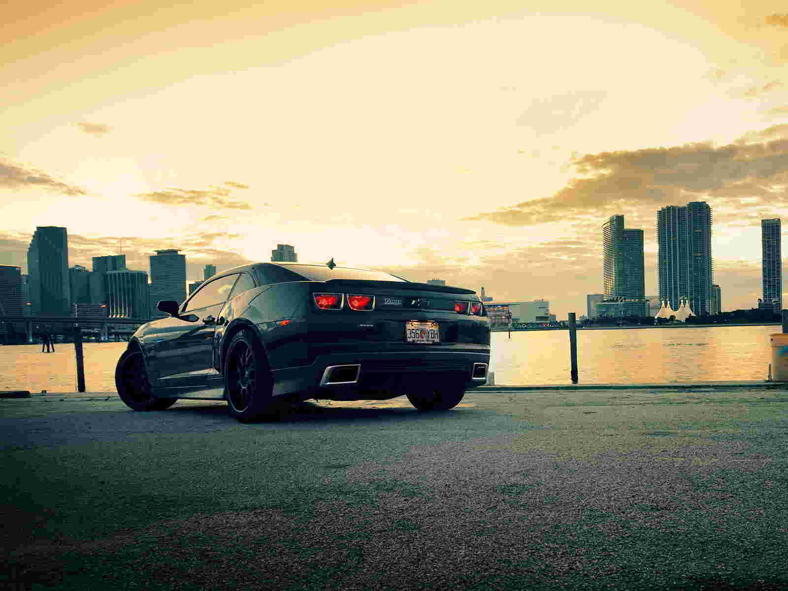 sports Chevrolet-Camaro