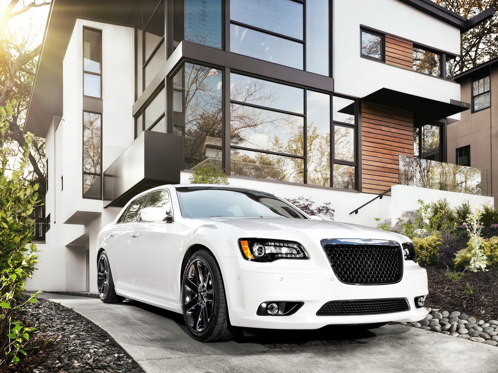 Chrysler-300 SRT8