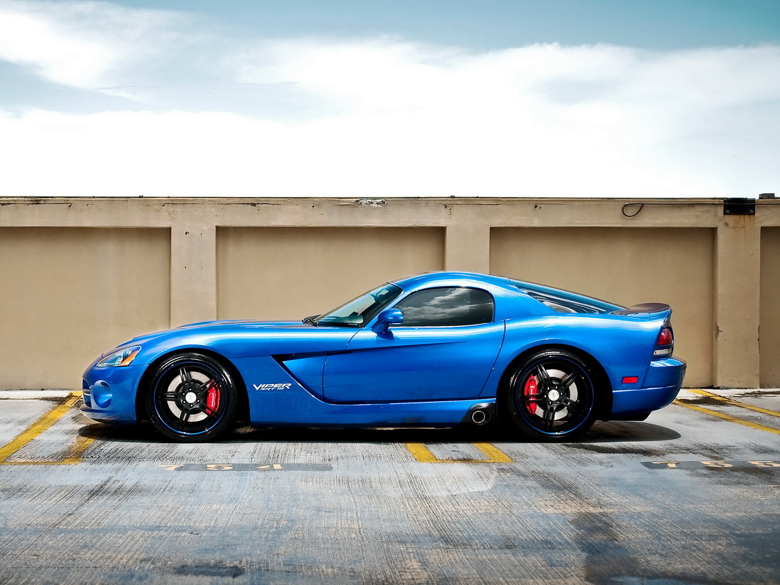 blue Dodge Viper