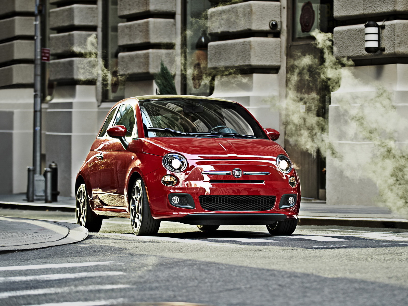 Fiat-500 red
