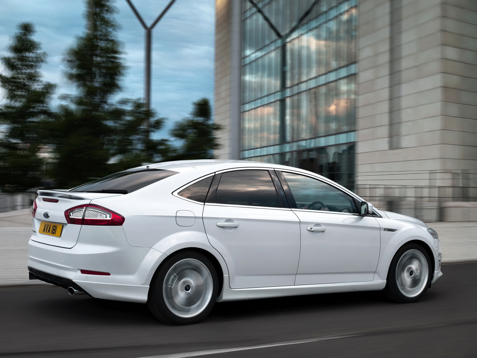 Ford Mondeo Titanium X Hatchback