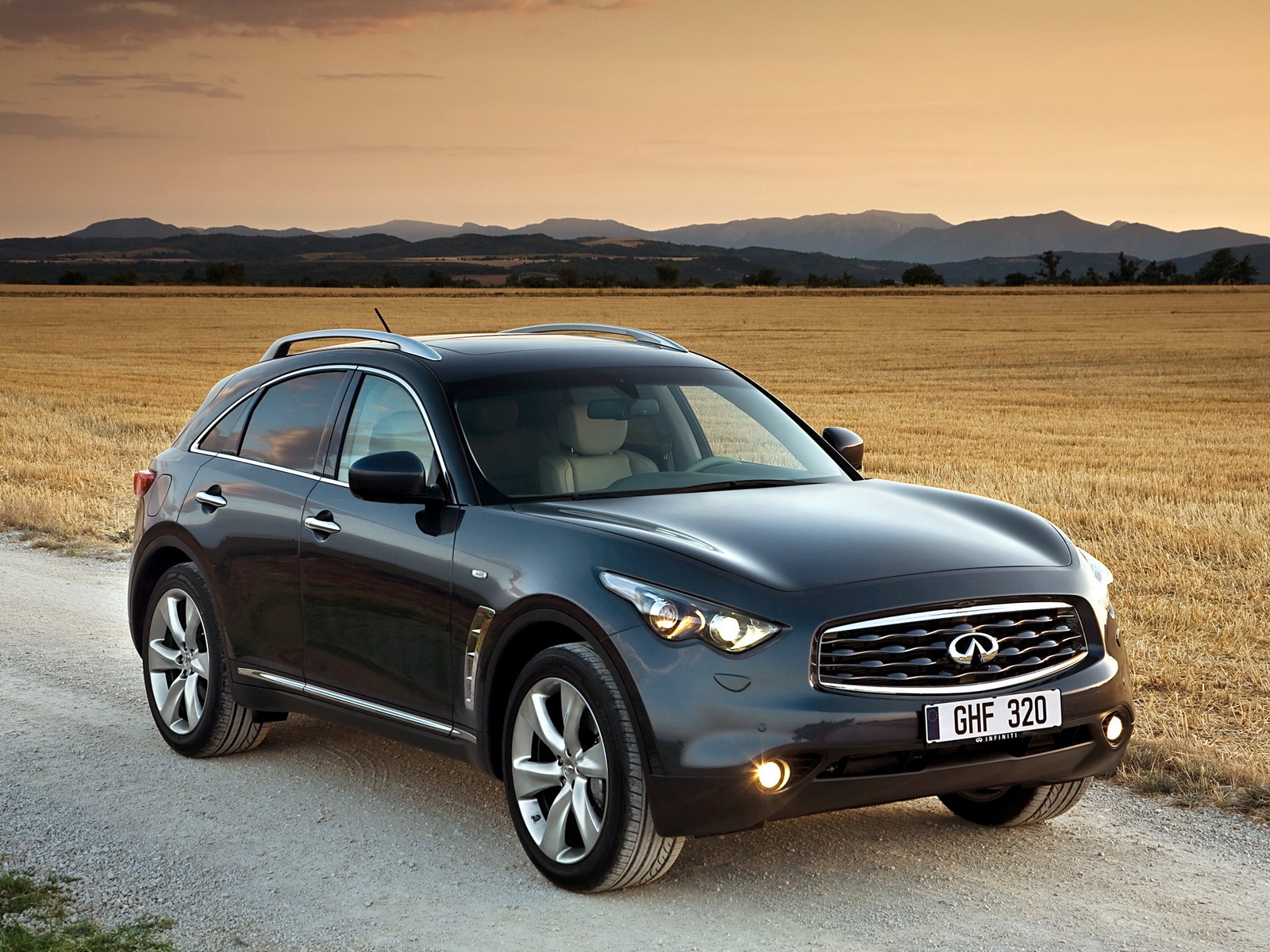 Infiniti FX37