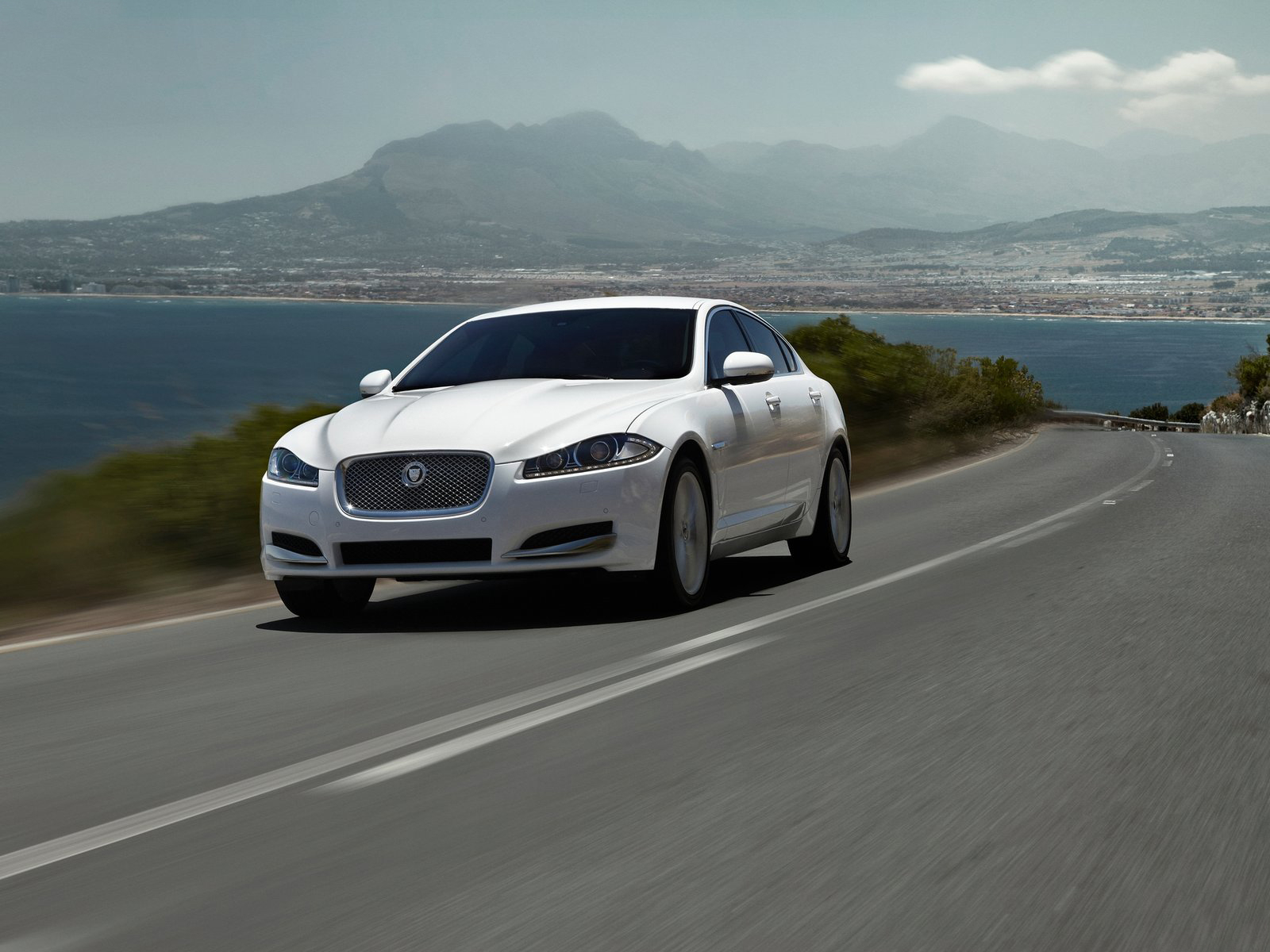 Jaguar-XF