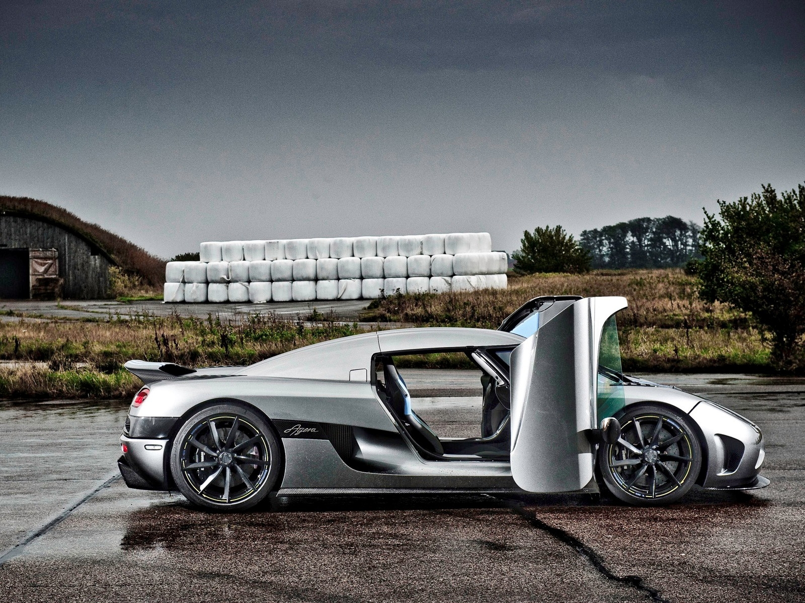 2011-Koenigsegg-Agera