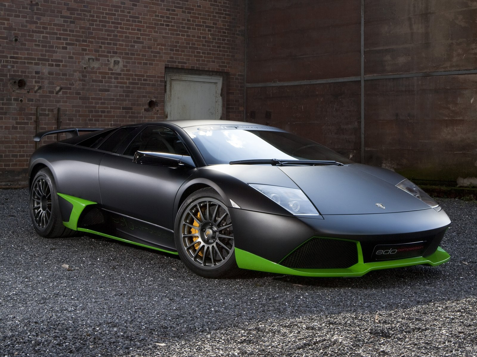 Lamborghini-Murcielago-LP750