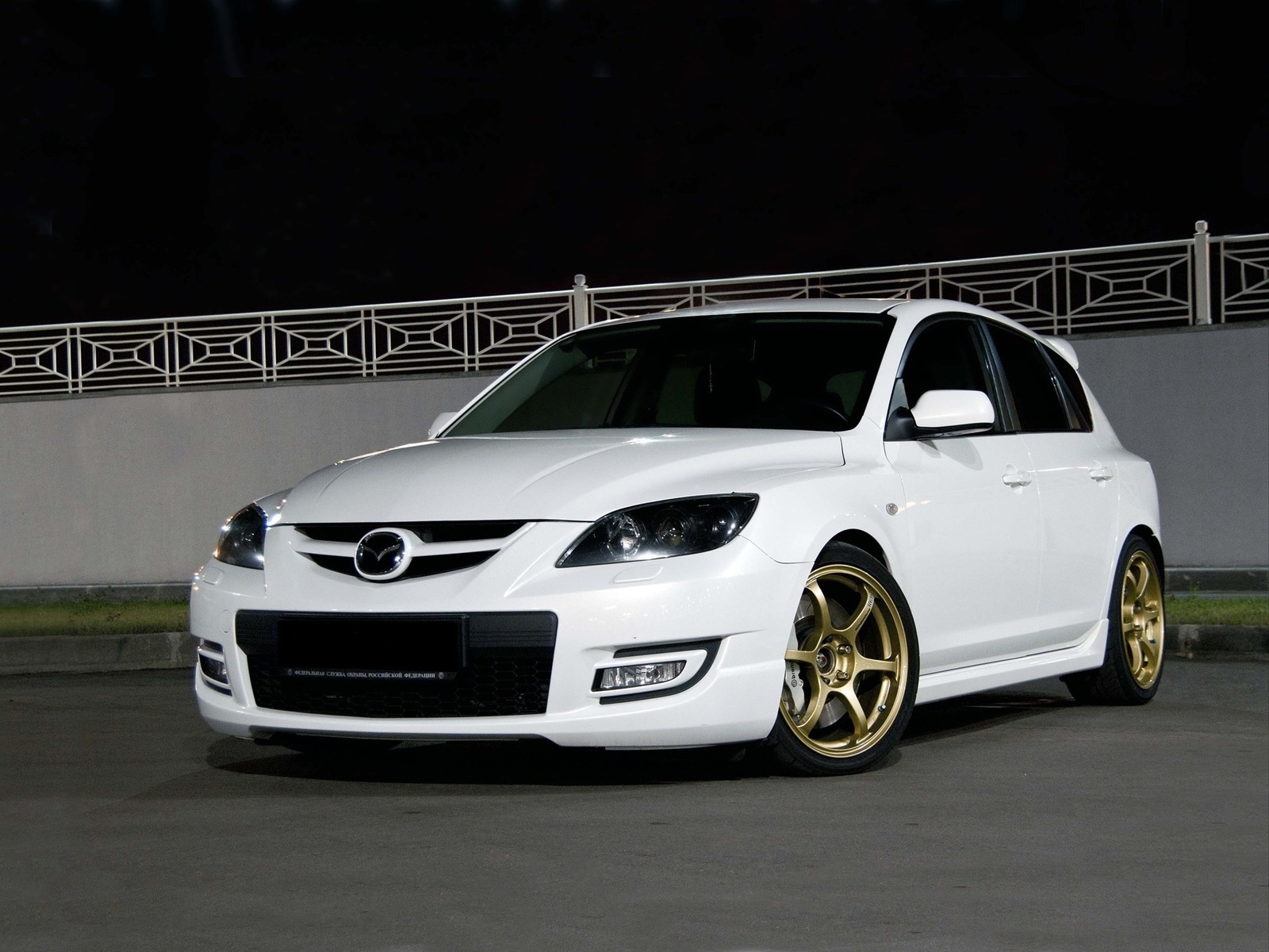 Mazda 3 MPS, белая