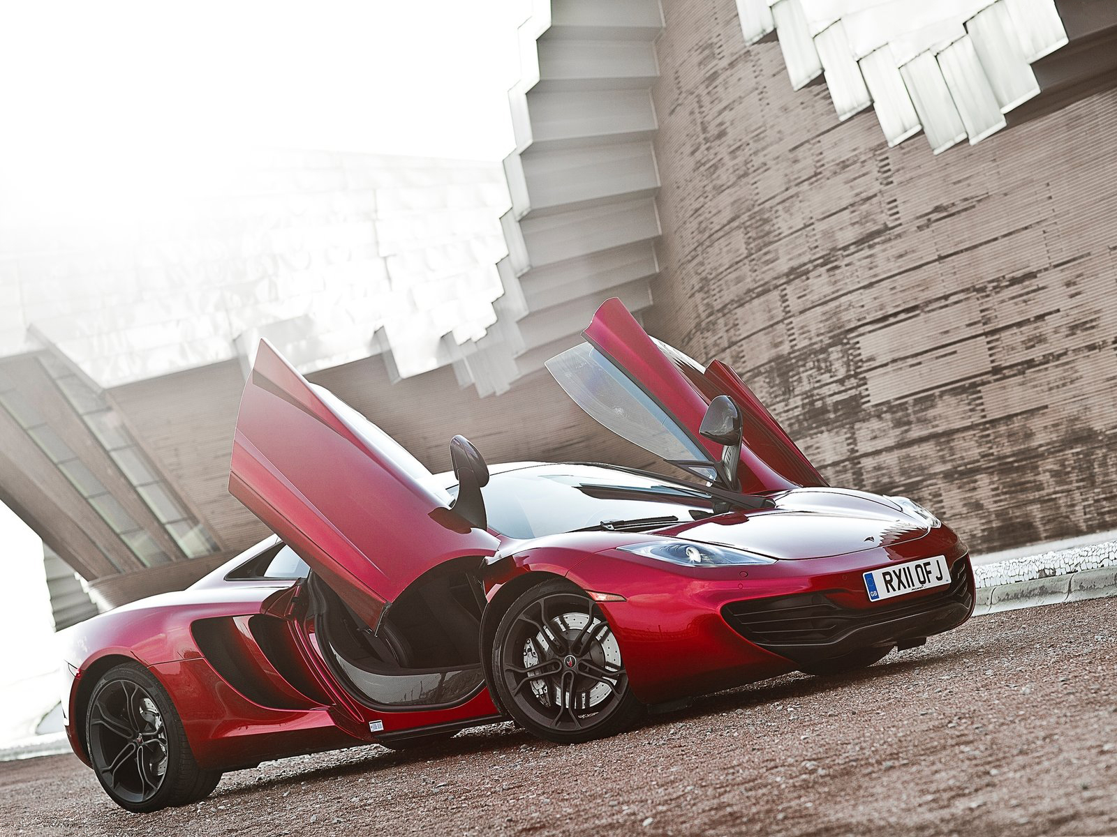 McLaren-MP4-12C