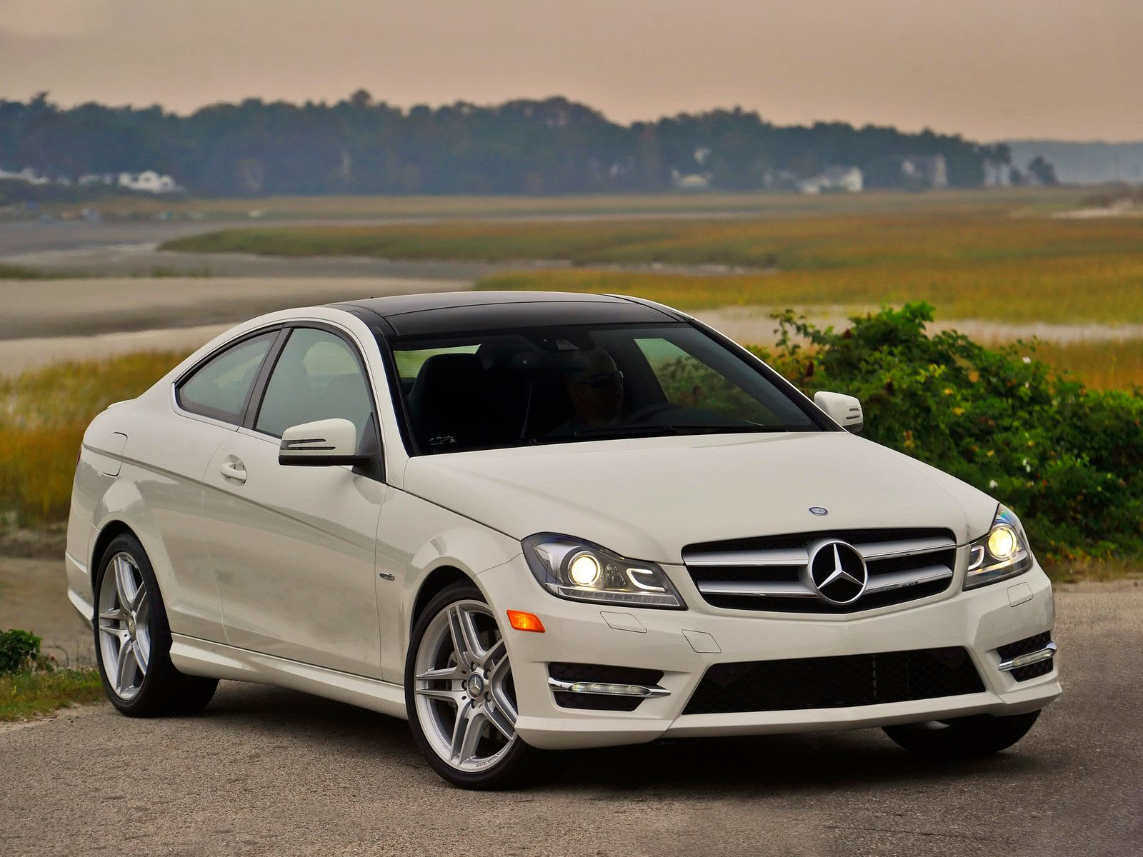 Mercedes-Benz-C-Class Coupe