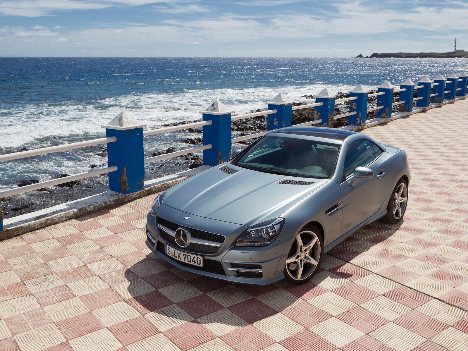 Mercedes-Benz-SLK350