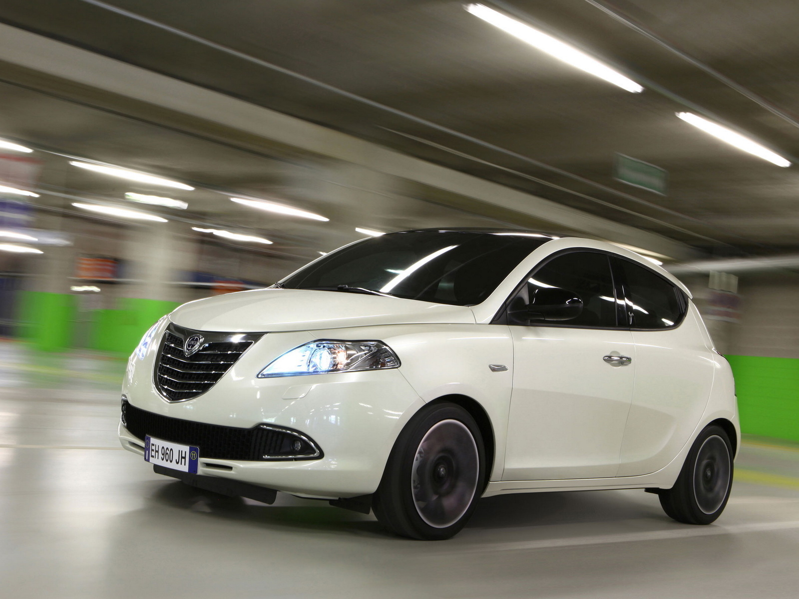 Lancia Ypsilon