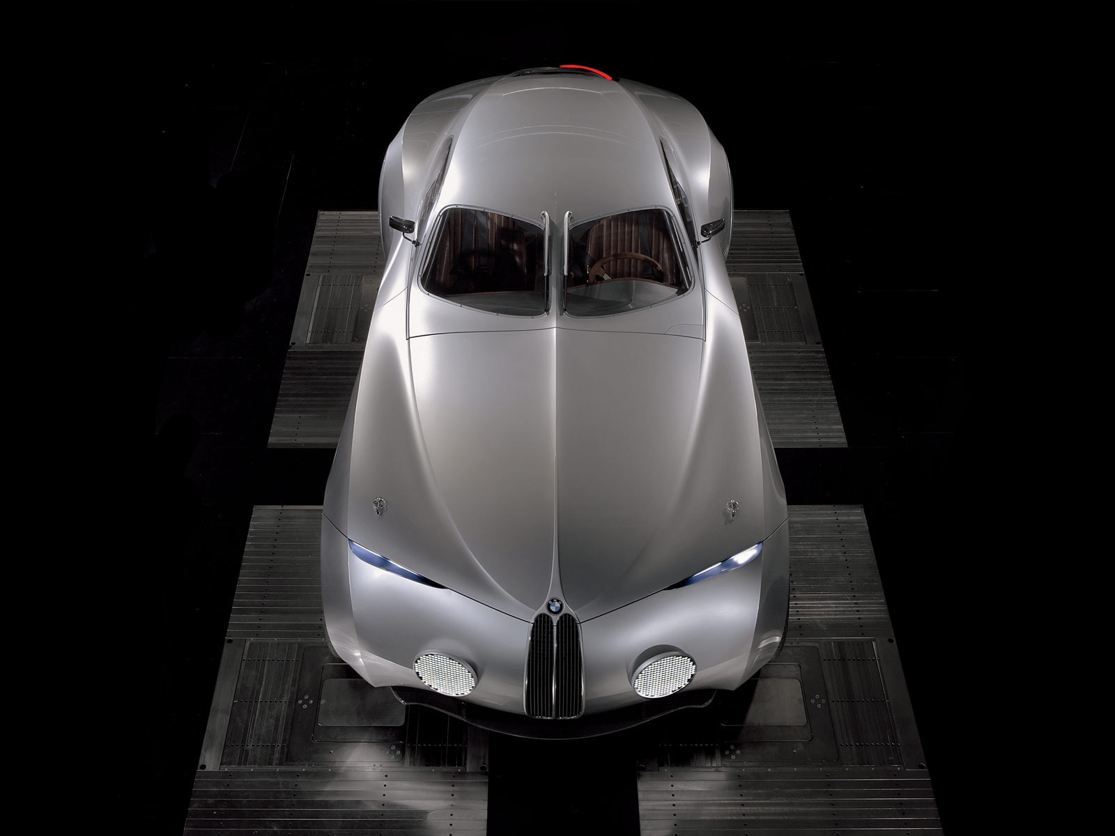 BMW  Концепт, серебристый,