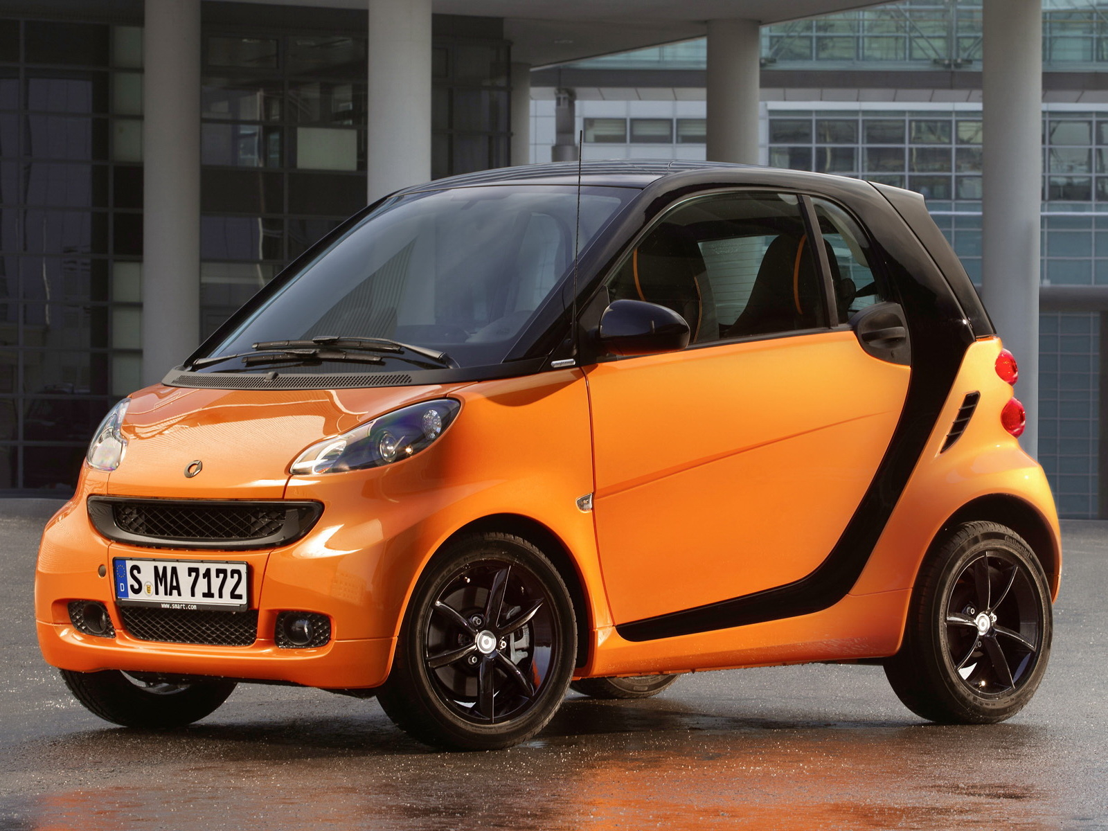 Smart fortwo Night Orange