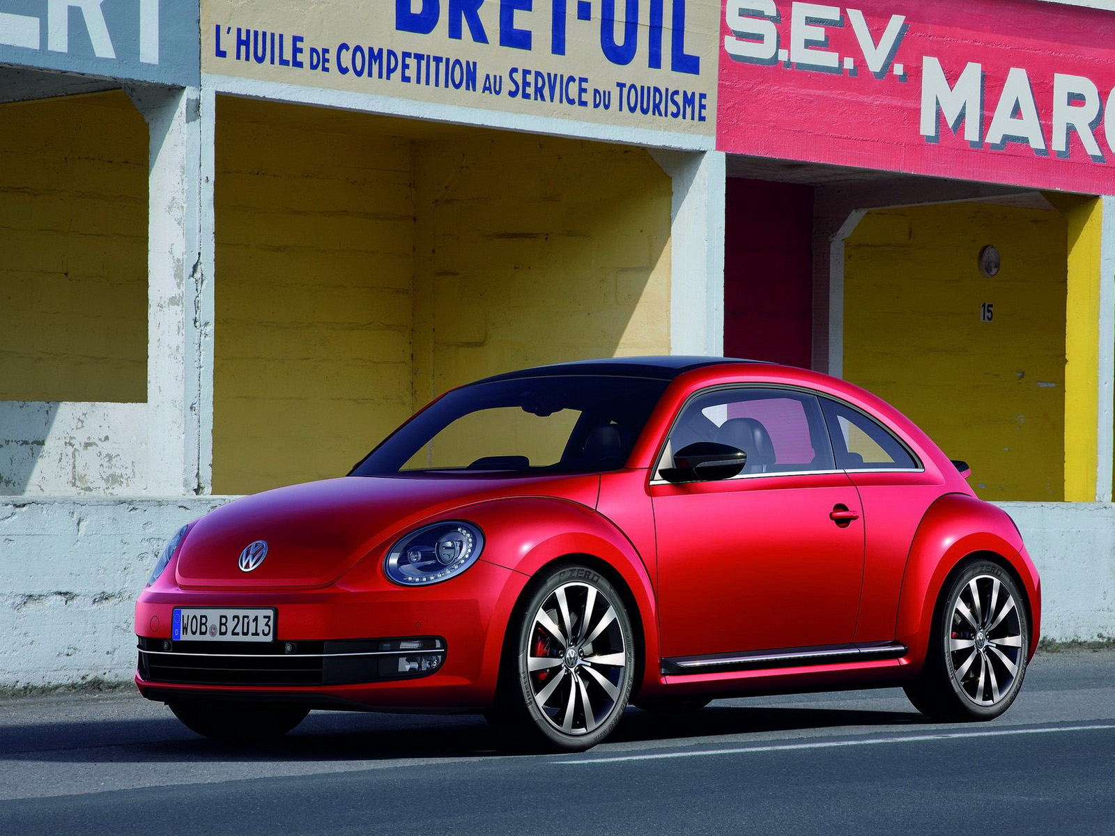 red Volkswagen-Beetle