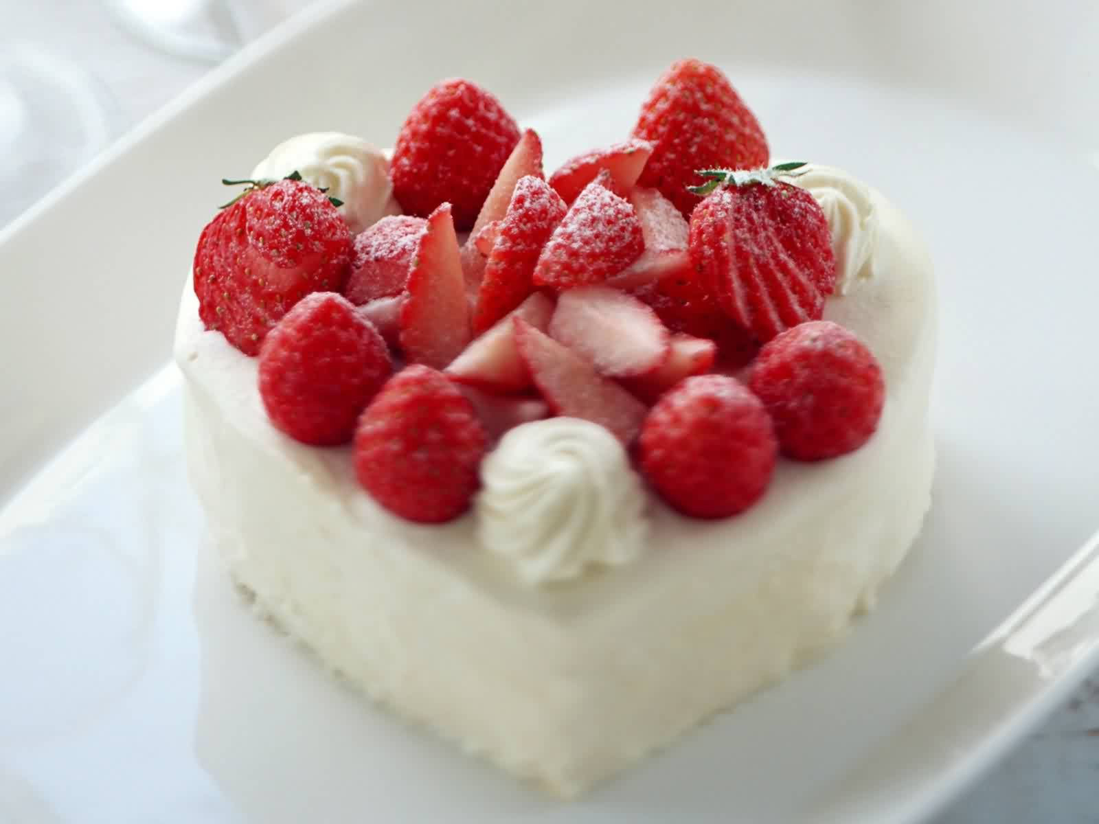 Клубника на сердце