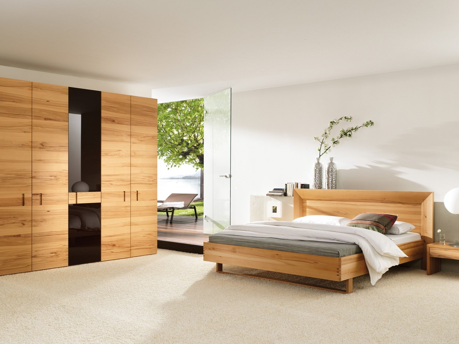 Спальная комната в доме