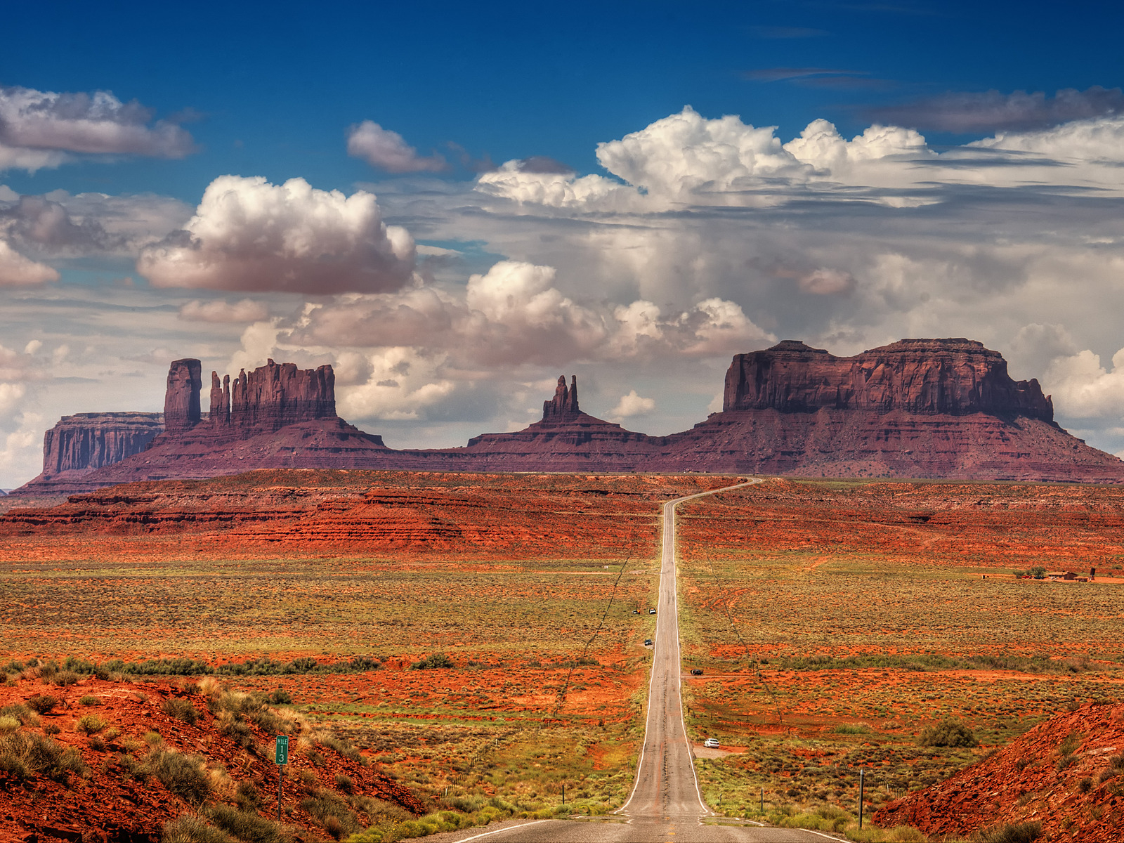 Дорога в пустыне