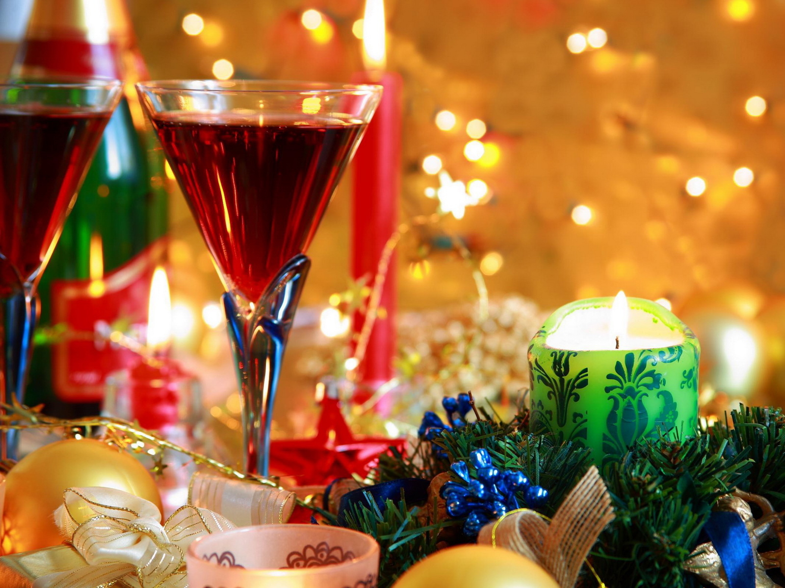 Праздничная обстановка