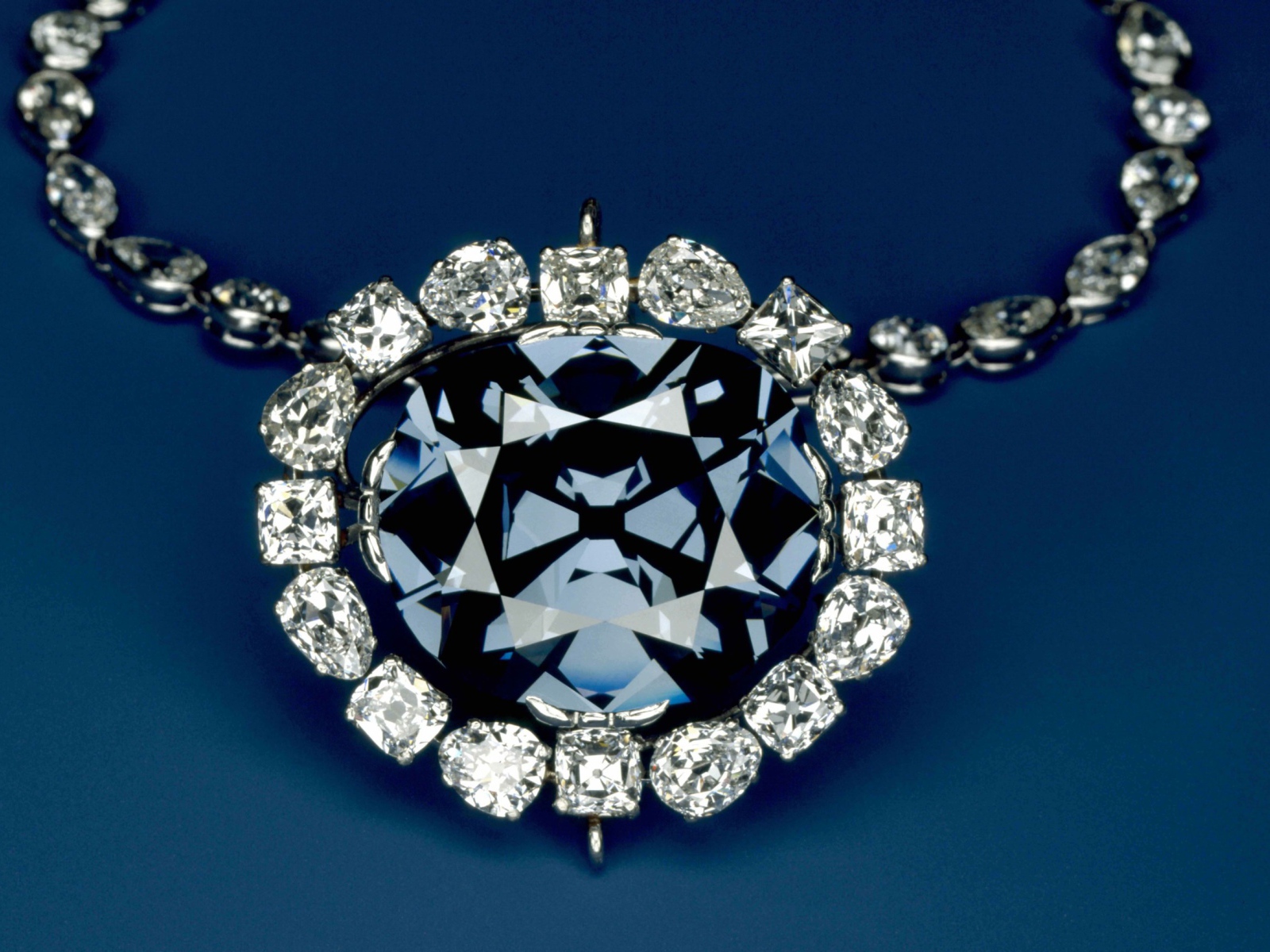 Драгоценное ожерелье