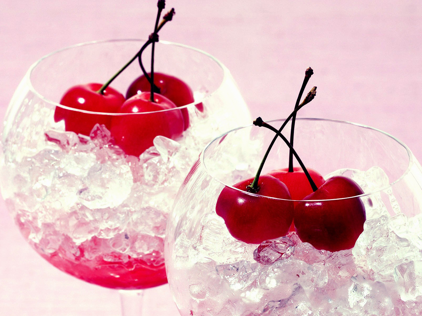 Вишня со льдом
