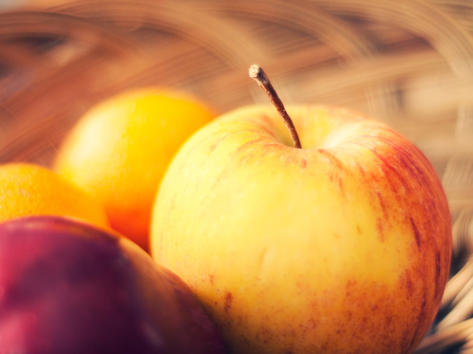 Солнечные фрукты