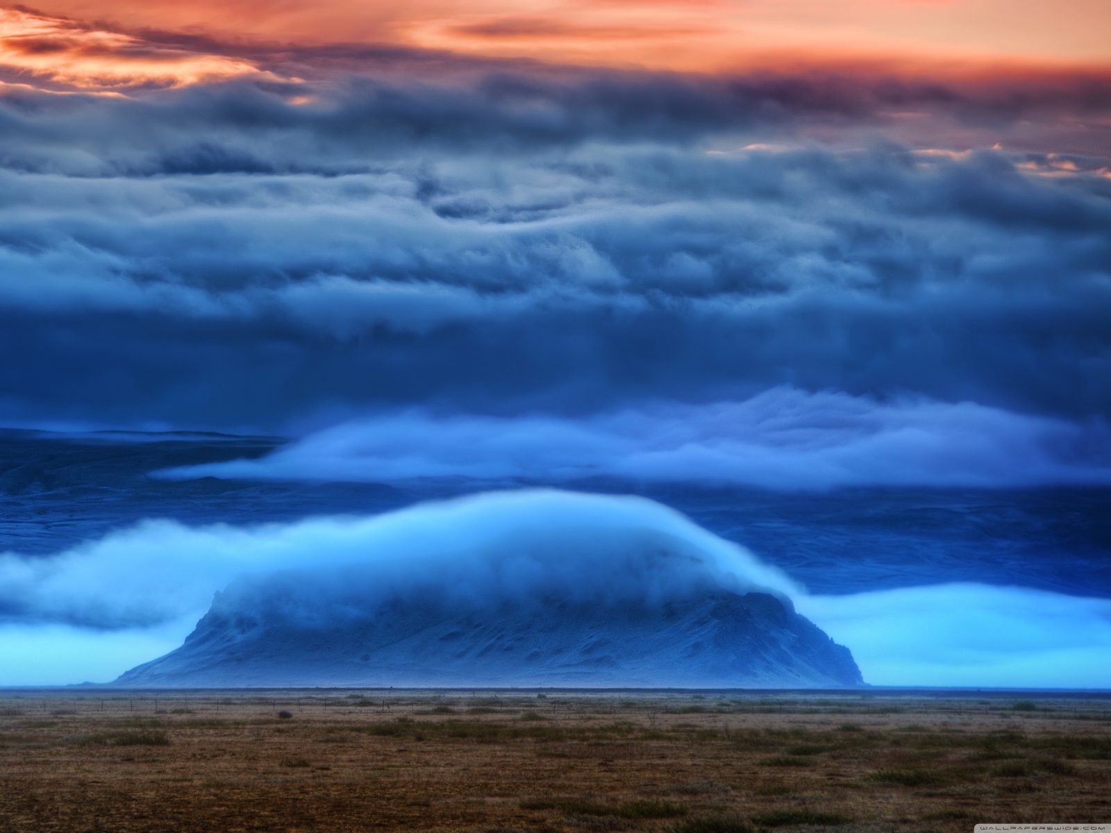 Шторм в небе