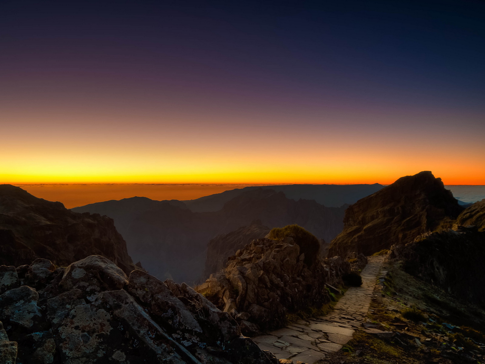 Тропа в горах