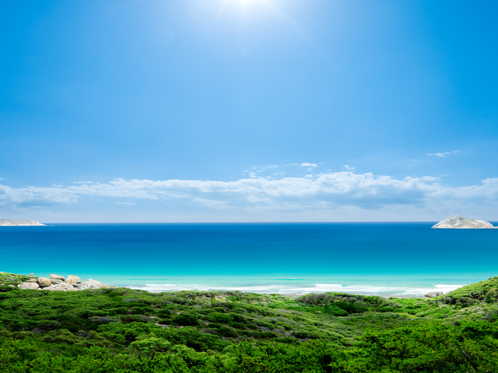 Лазурное море