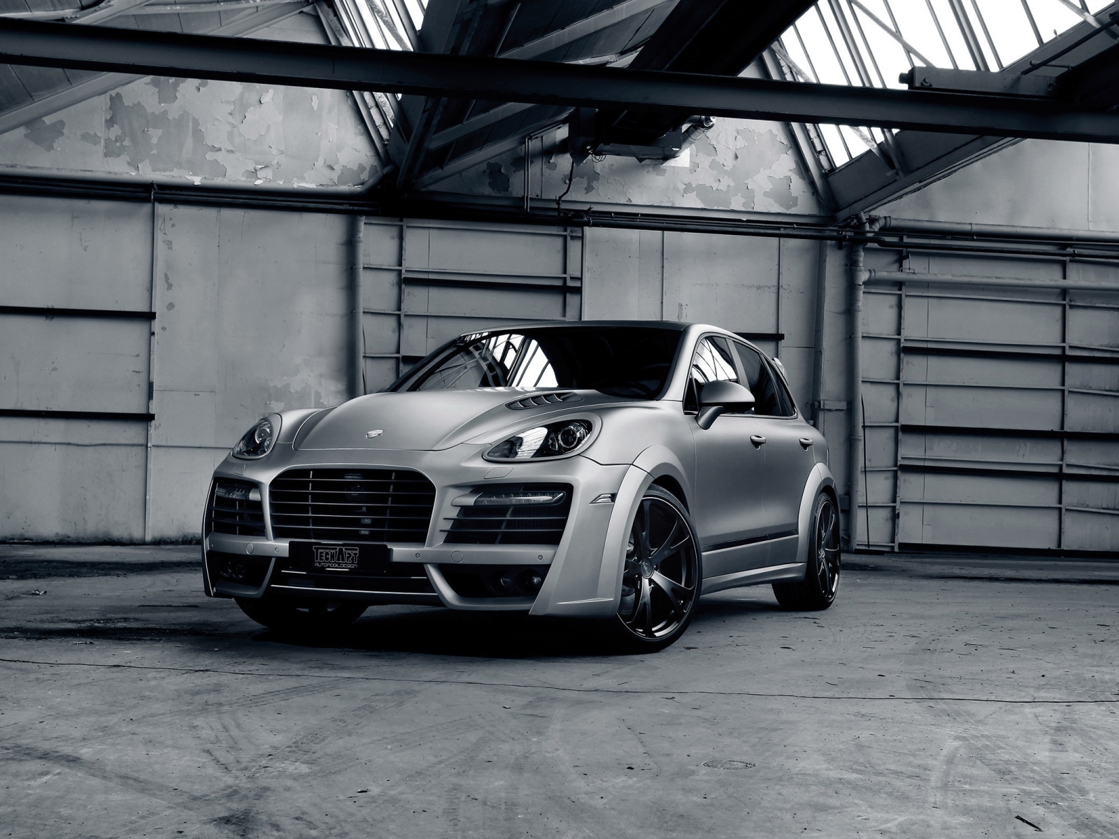 Автомобиль Магнум