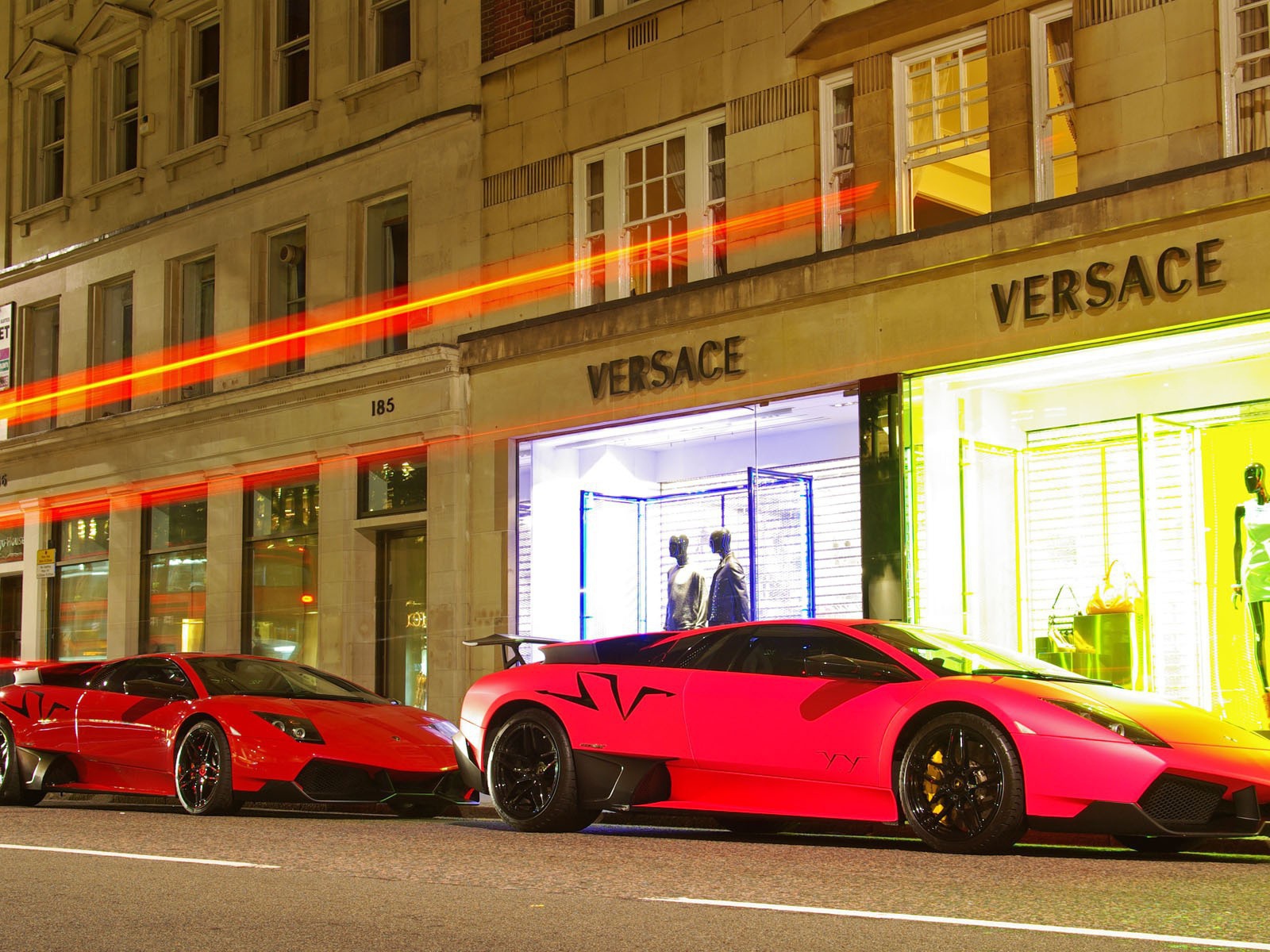 Lamborghini Murcielago LP 670-4SV у Версачи