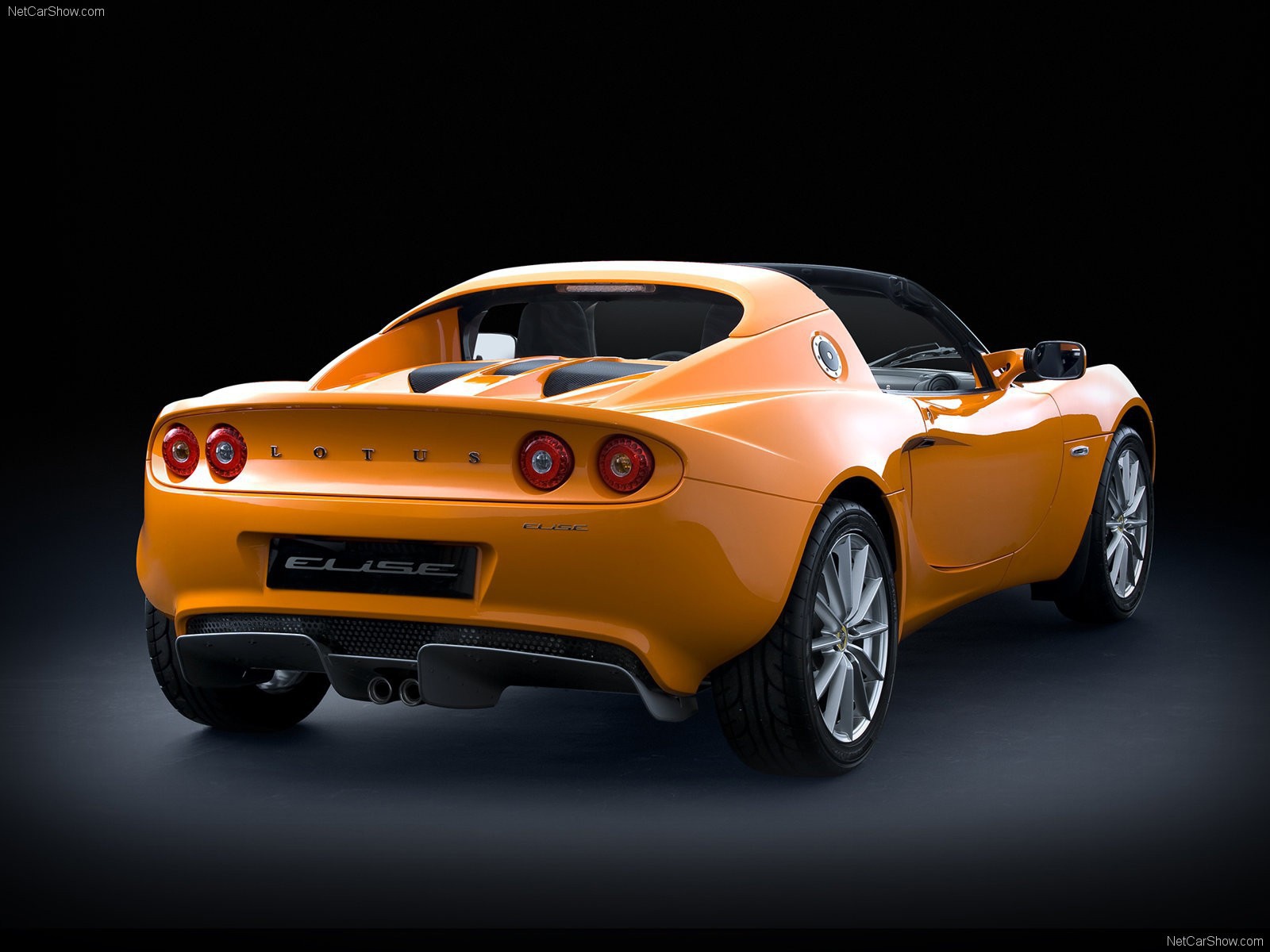 Lotus Elise оранжевый