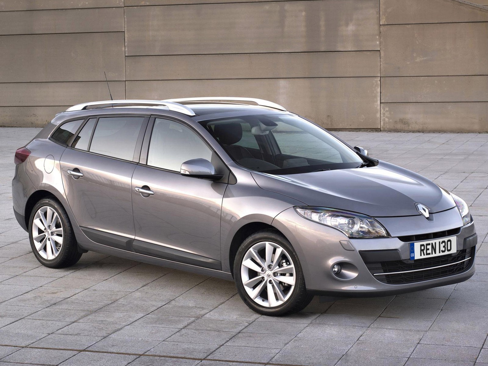 Автомобиль Renault Megane