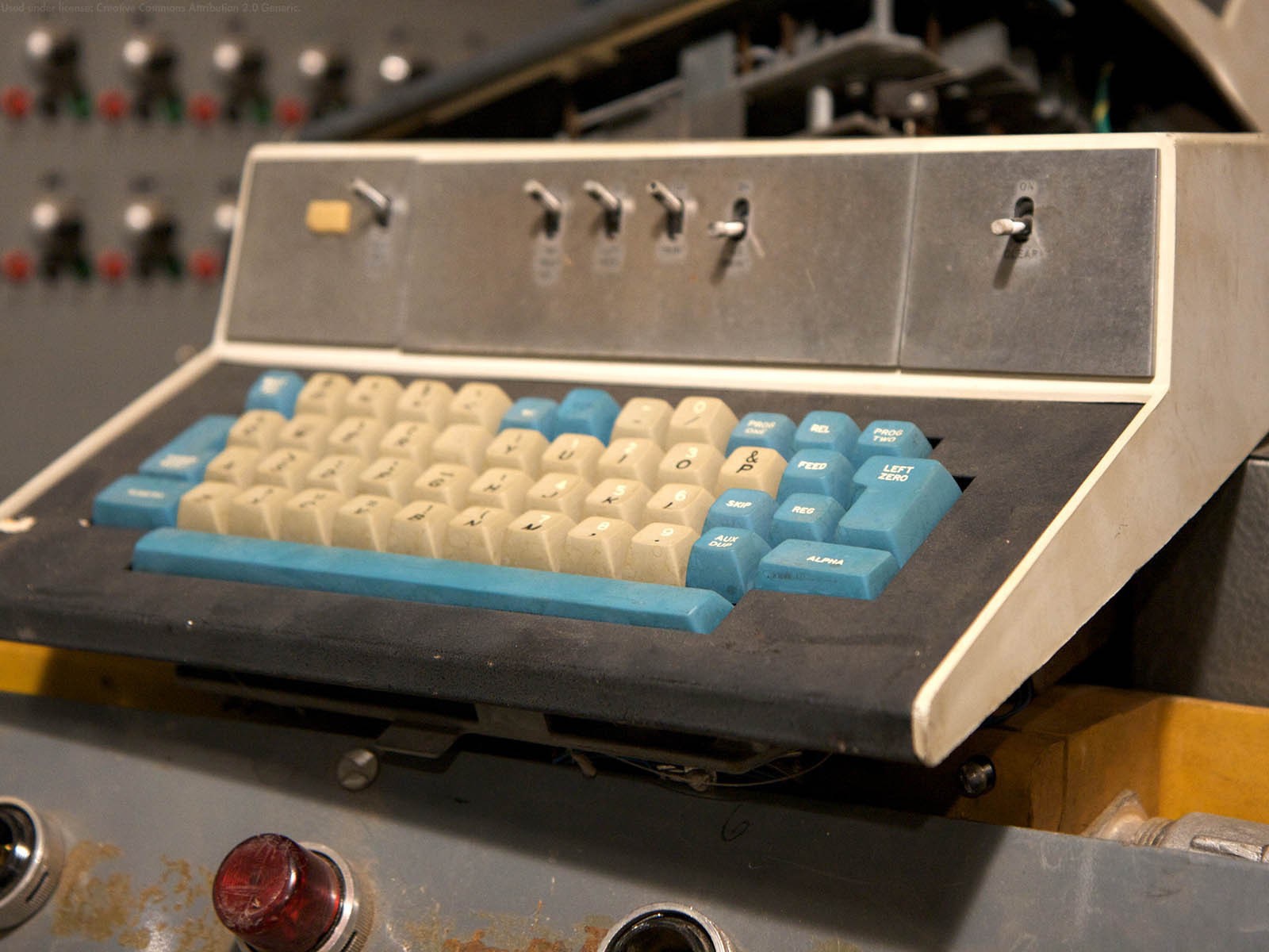 Антикварный компьютер