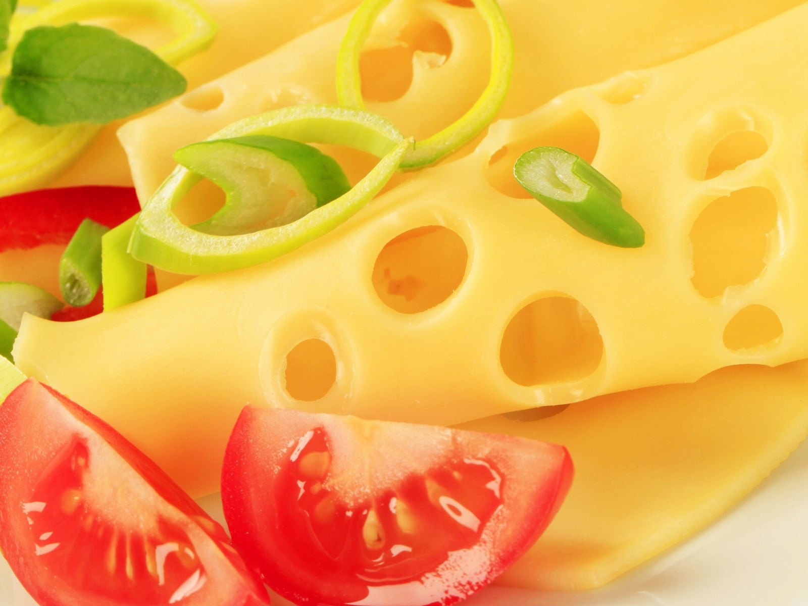 Помидоры с сыром