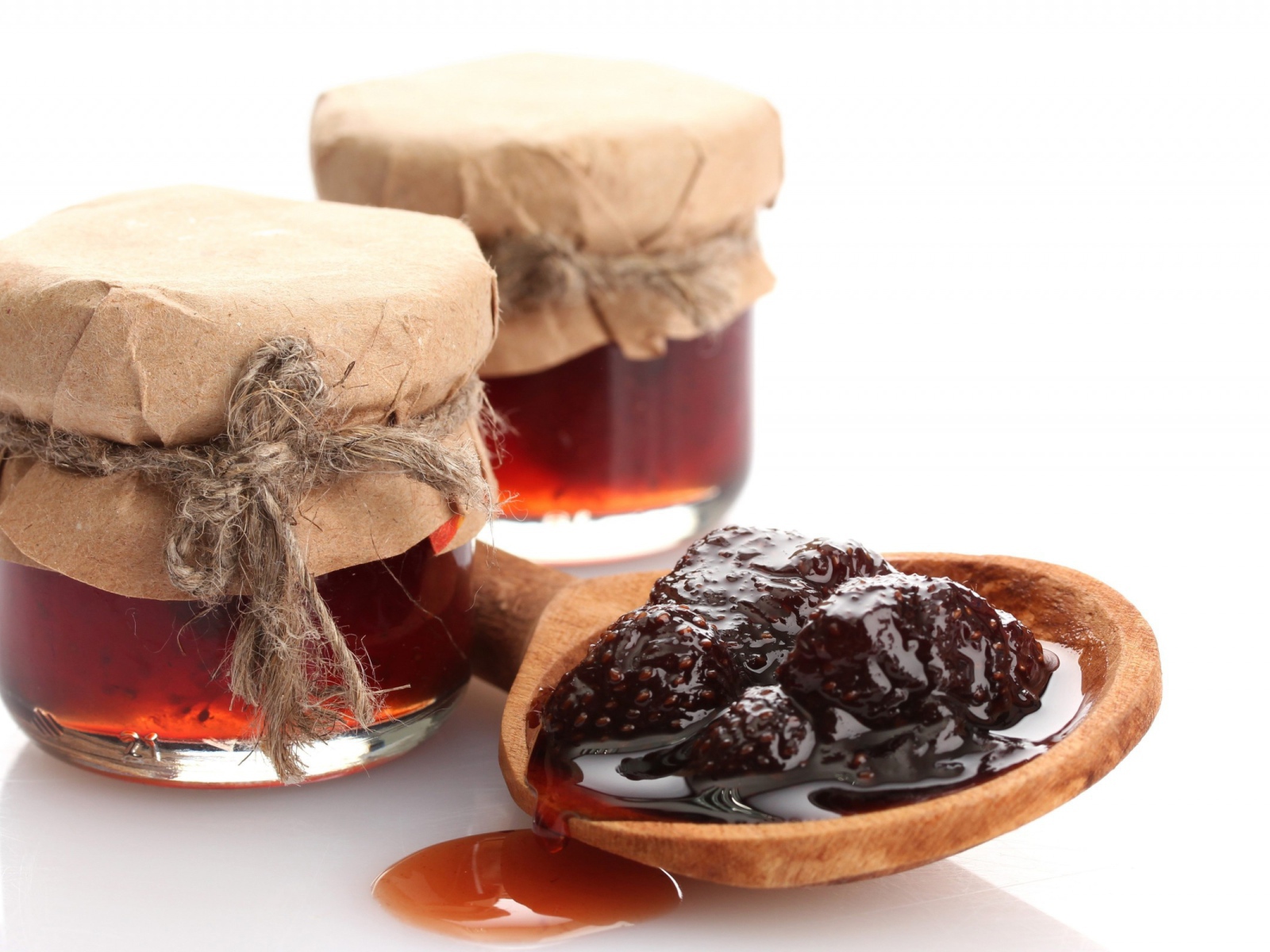 Мед в банках