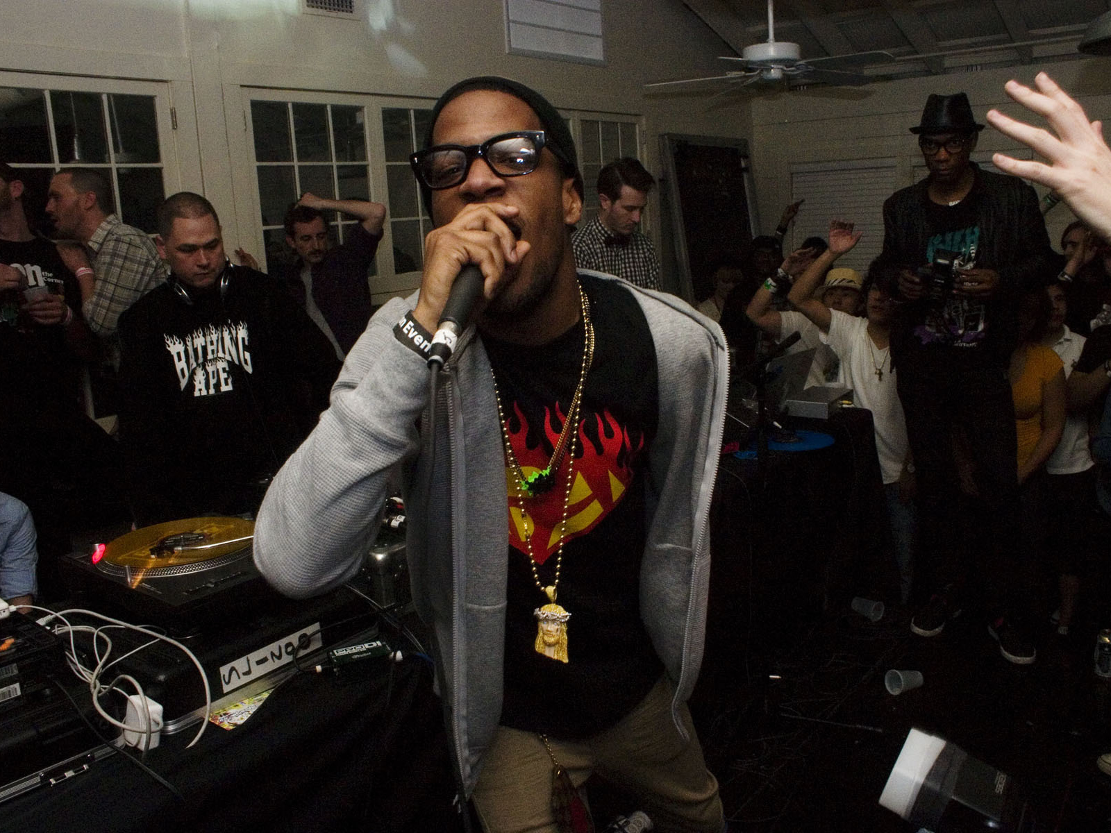 Kid Cudi будет читать рэп в гараже