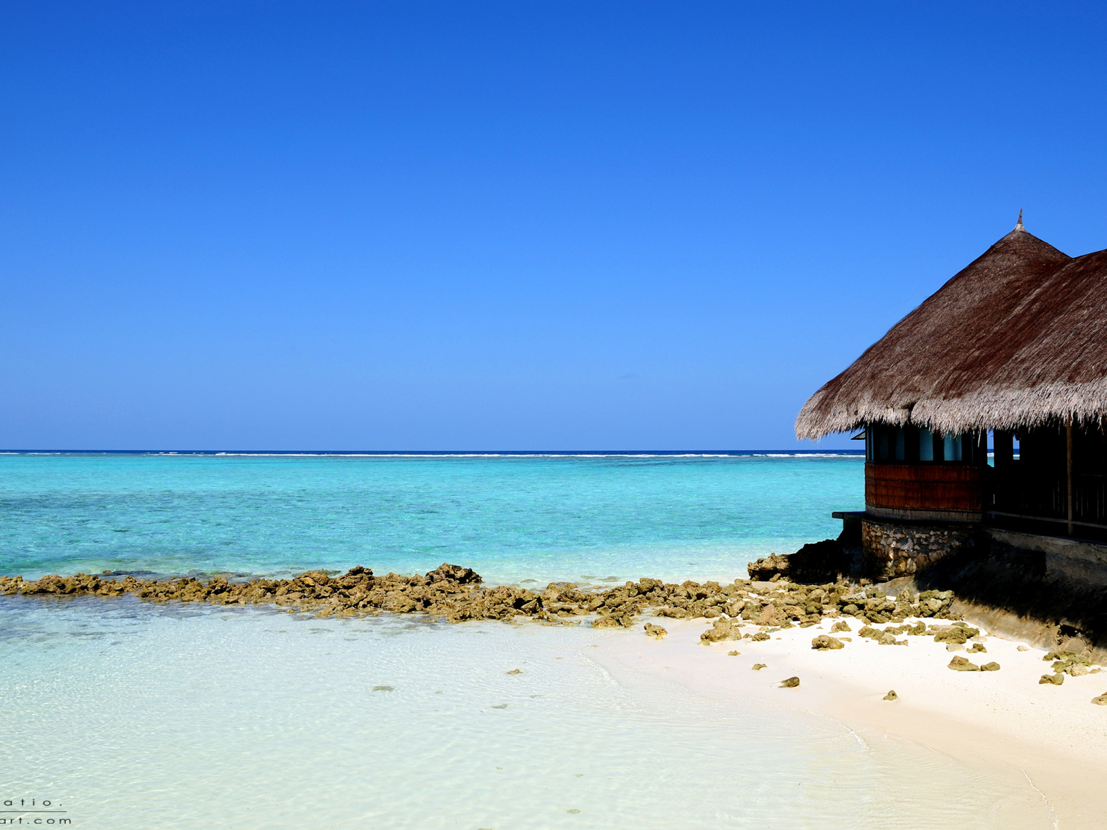 Домик на пляже