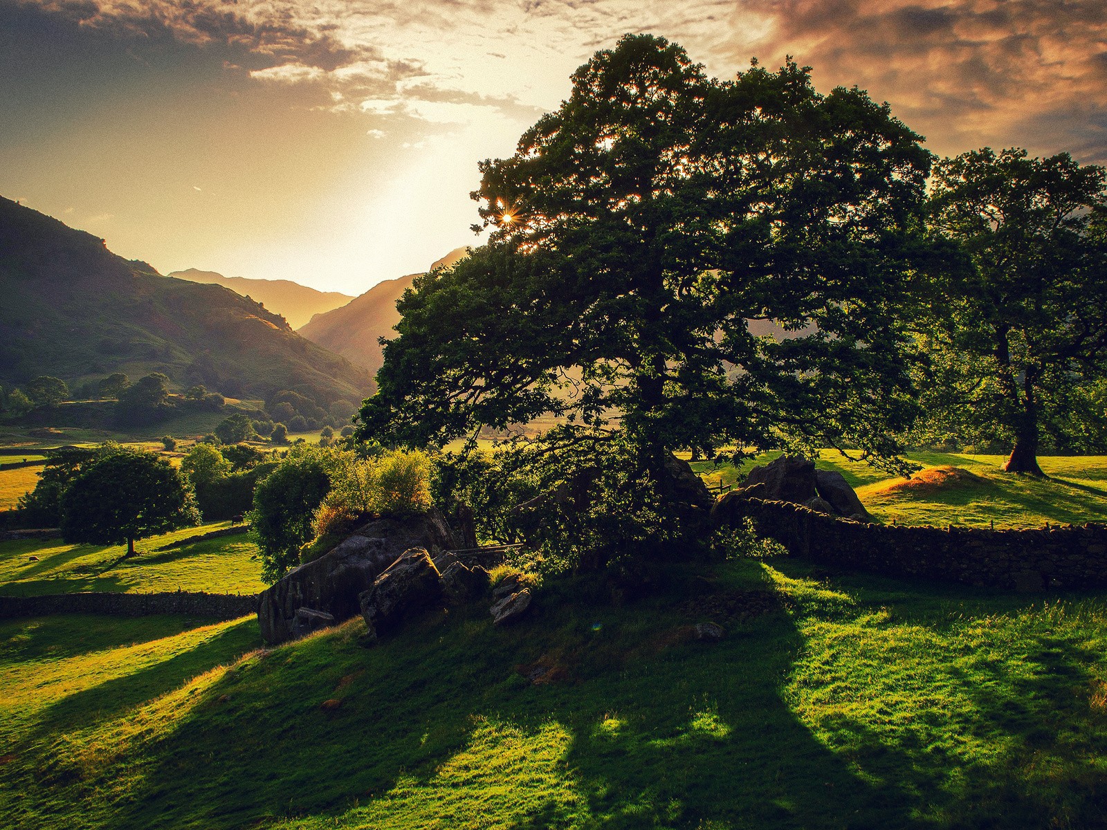 Закат в долине