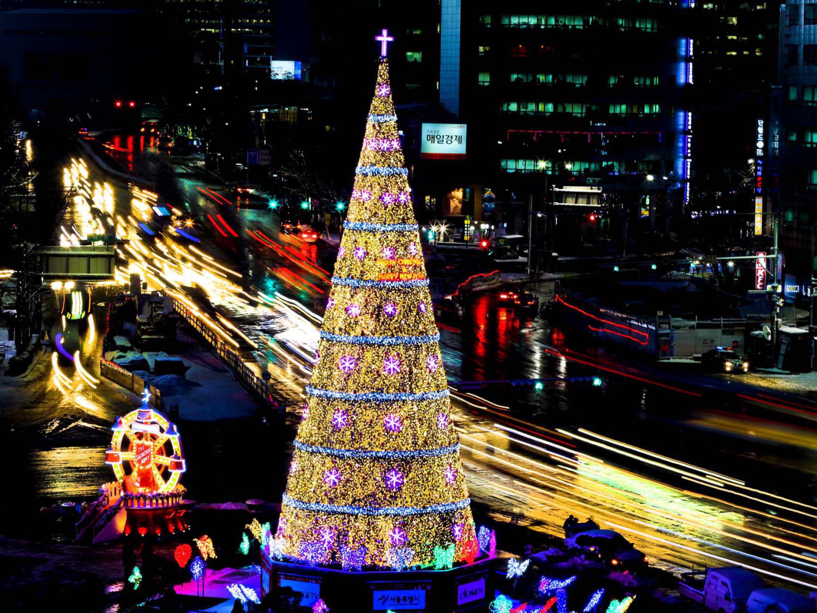 Новогодняя елка в олимпийском 2014