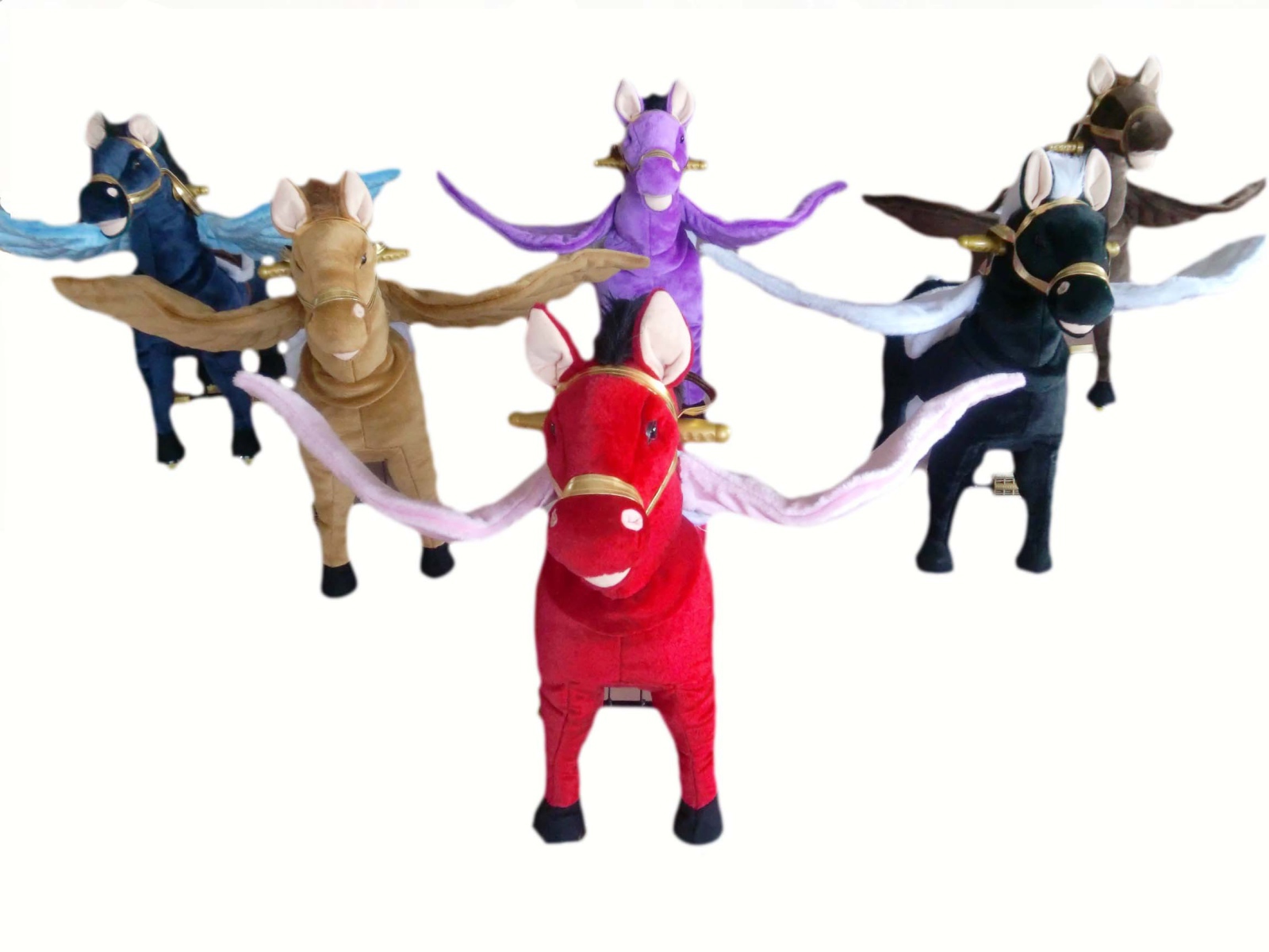 Лошади игрушечные