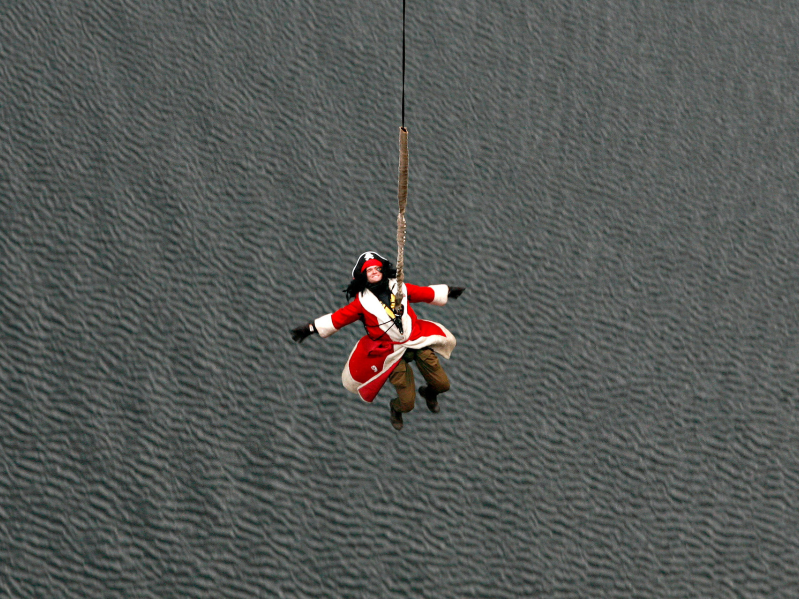 Прыгающий дед мороз