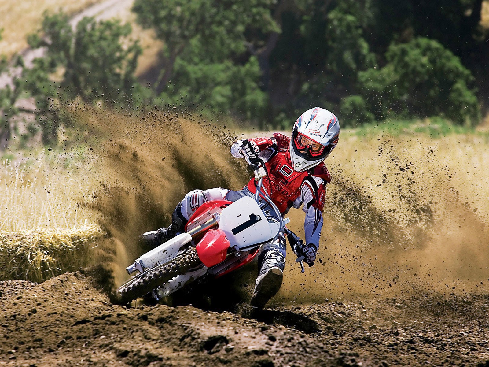 На крутом повороте