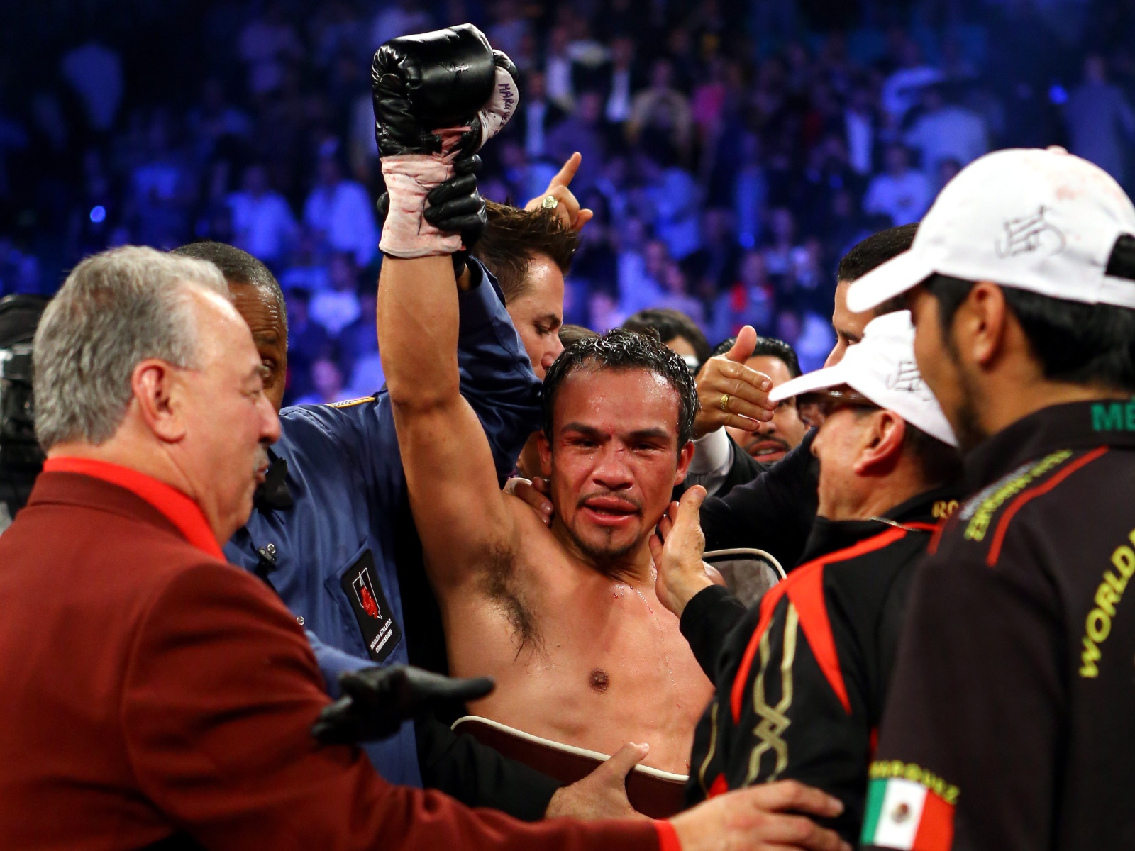 Боксер Хуан Мануэль Маркес чемпион