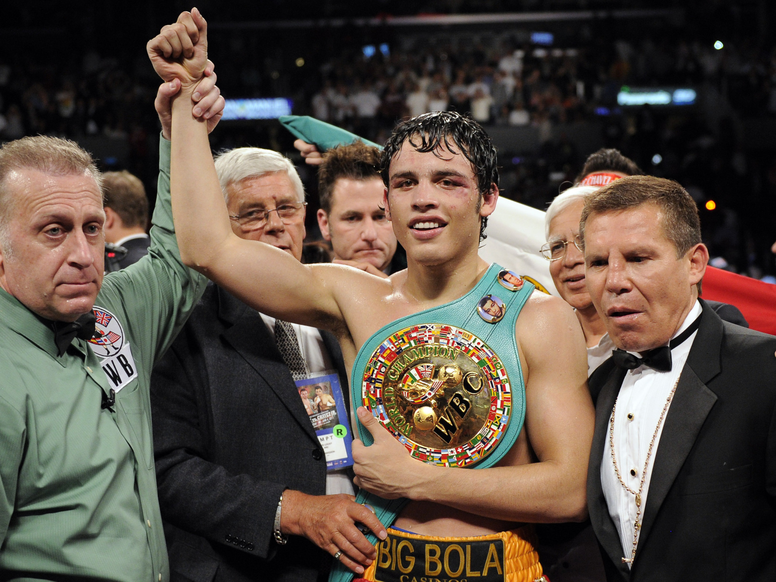 Чемпион Хулио Сезар Чавес-Sr