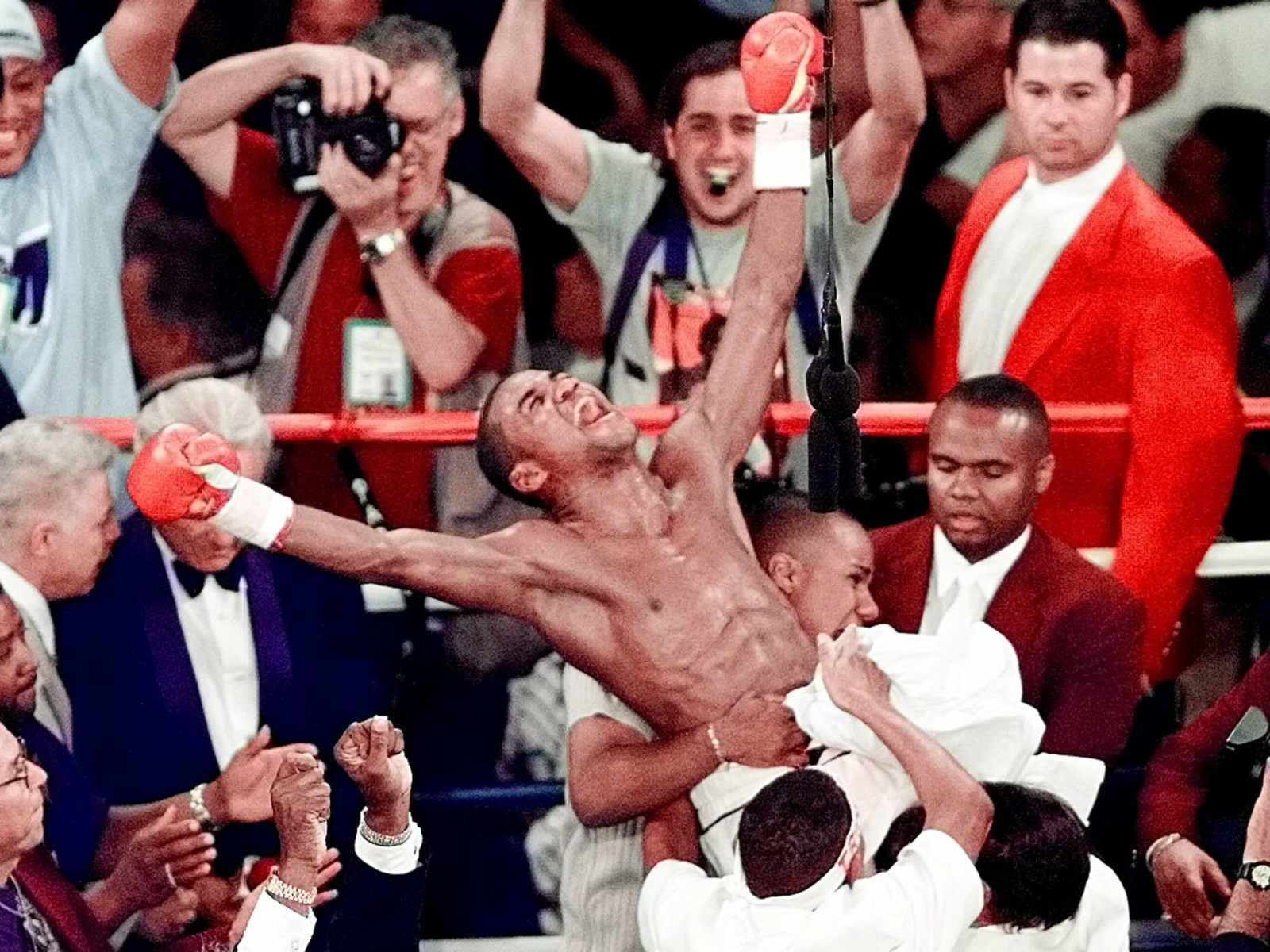 Феликс Тринидад выиграл чемпионат