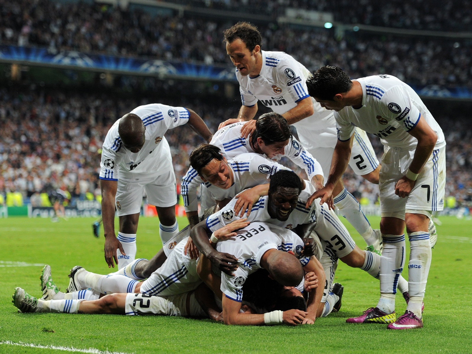 Real Madrid Pepe and his team